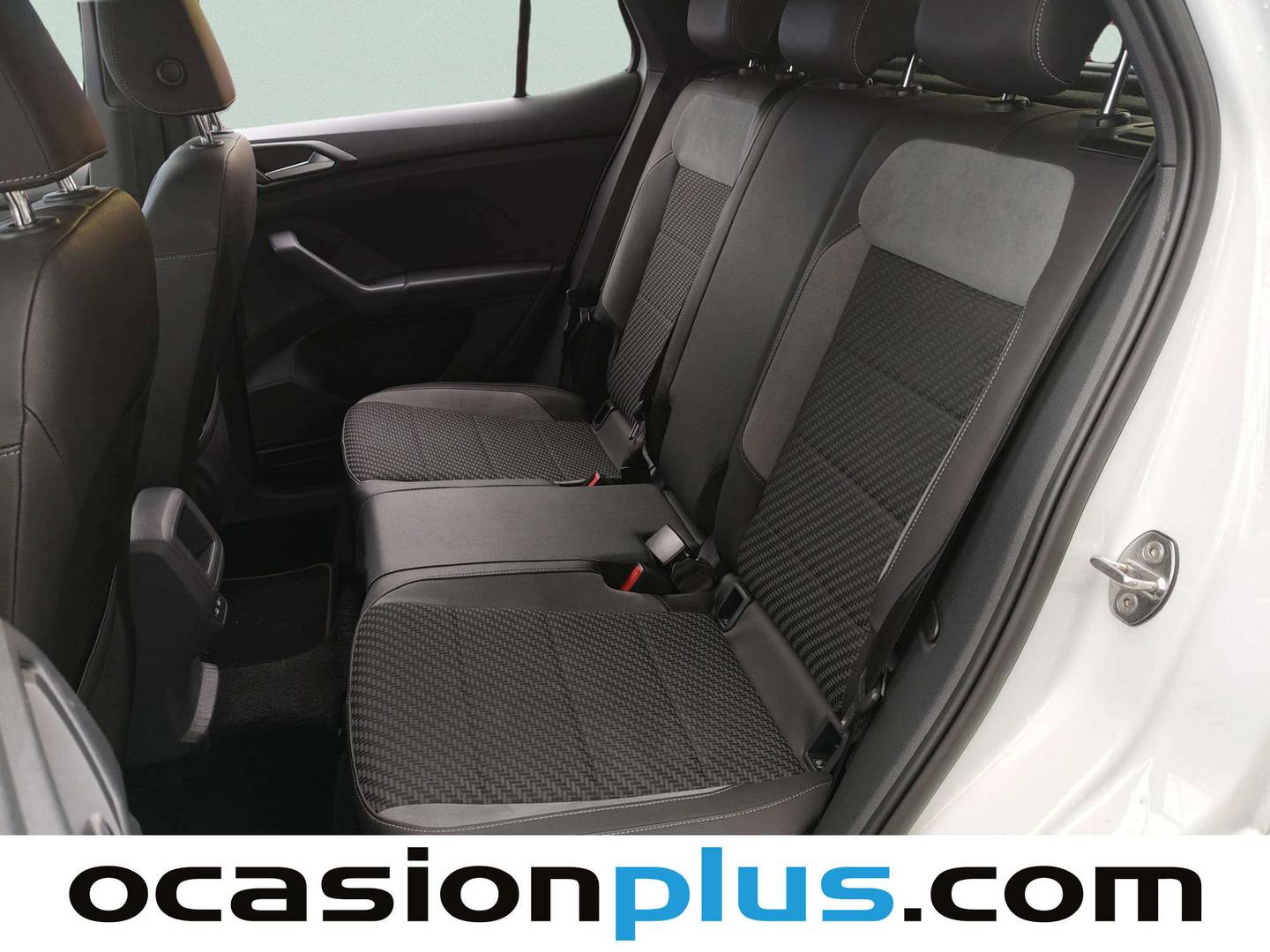 Foto asientos traseros Volkswagen T-Cross Volkswagen T-Cross Sport 1.5 TSI  (150 CV) DSG Pack R-Line