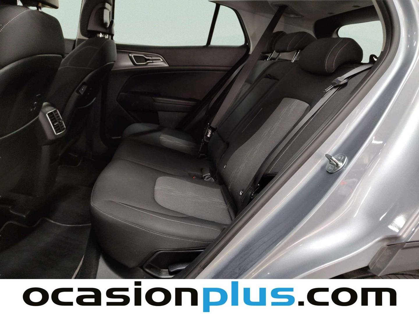 Foto asientos traseros KIA Sportage KIA Sportage 1.6 CRDi MHEV Drive 4x2 (136 CV)