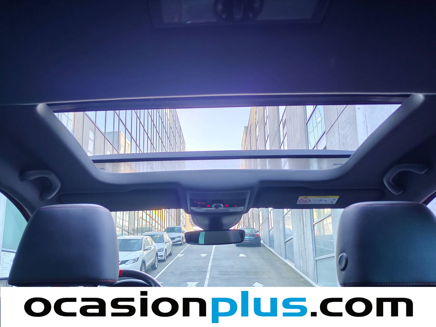 Extras y acabados del Seat León SEAT León 2.0 TSI S&S FR DSG (190 CV)