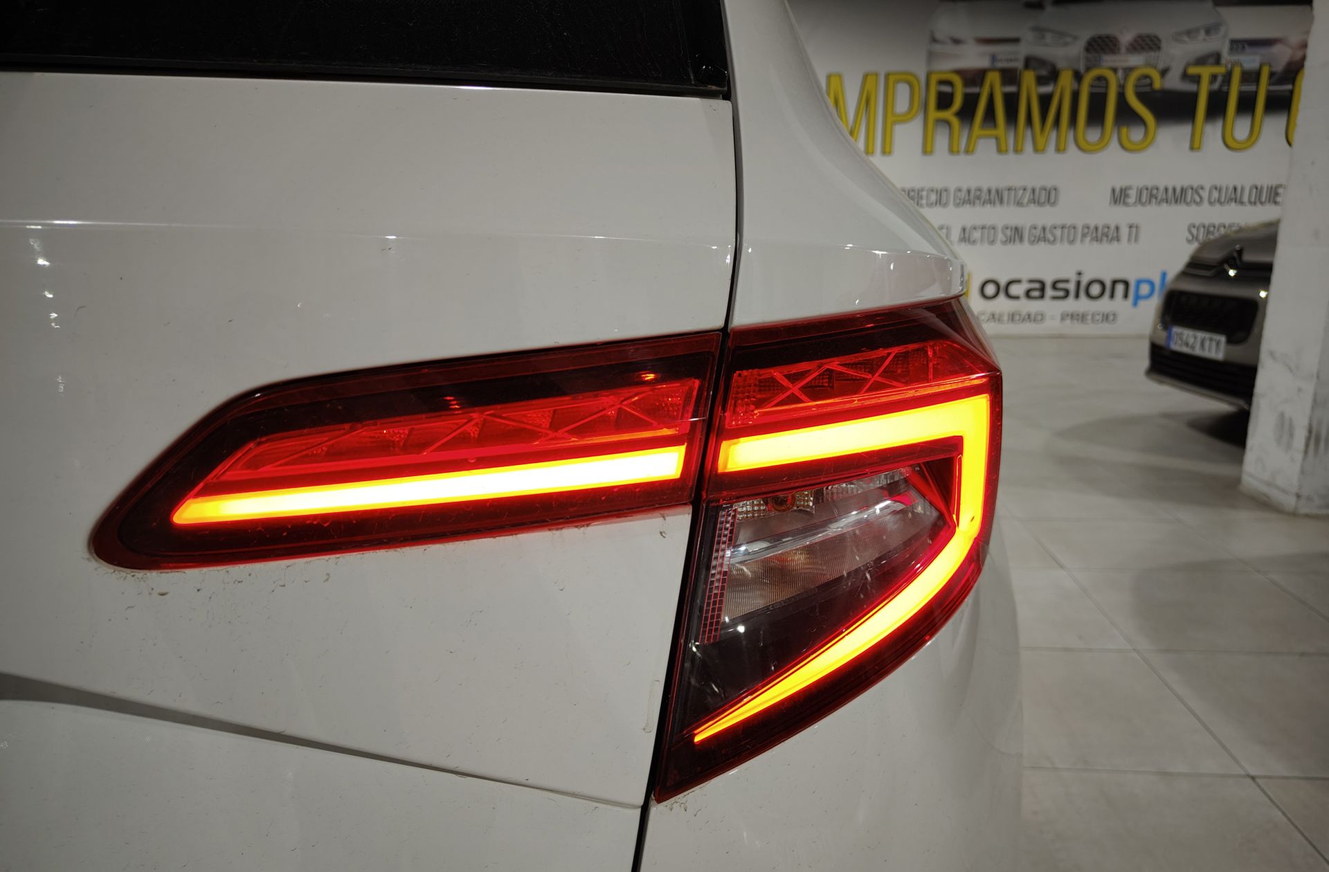 Škoda Karoq 2.0 TDI Ambition 4x4 DSG - foto 13