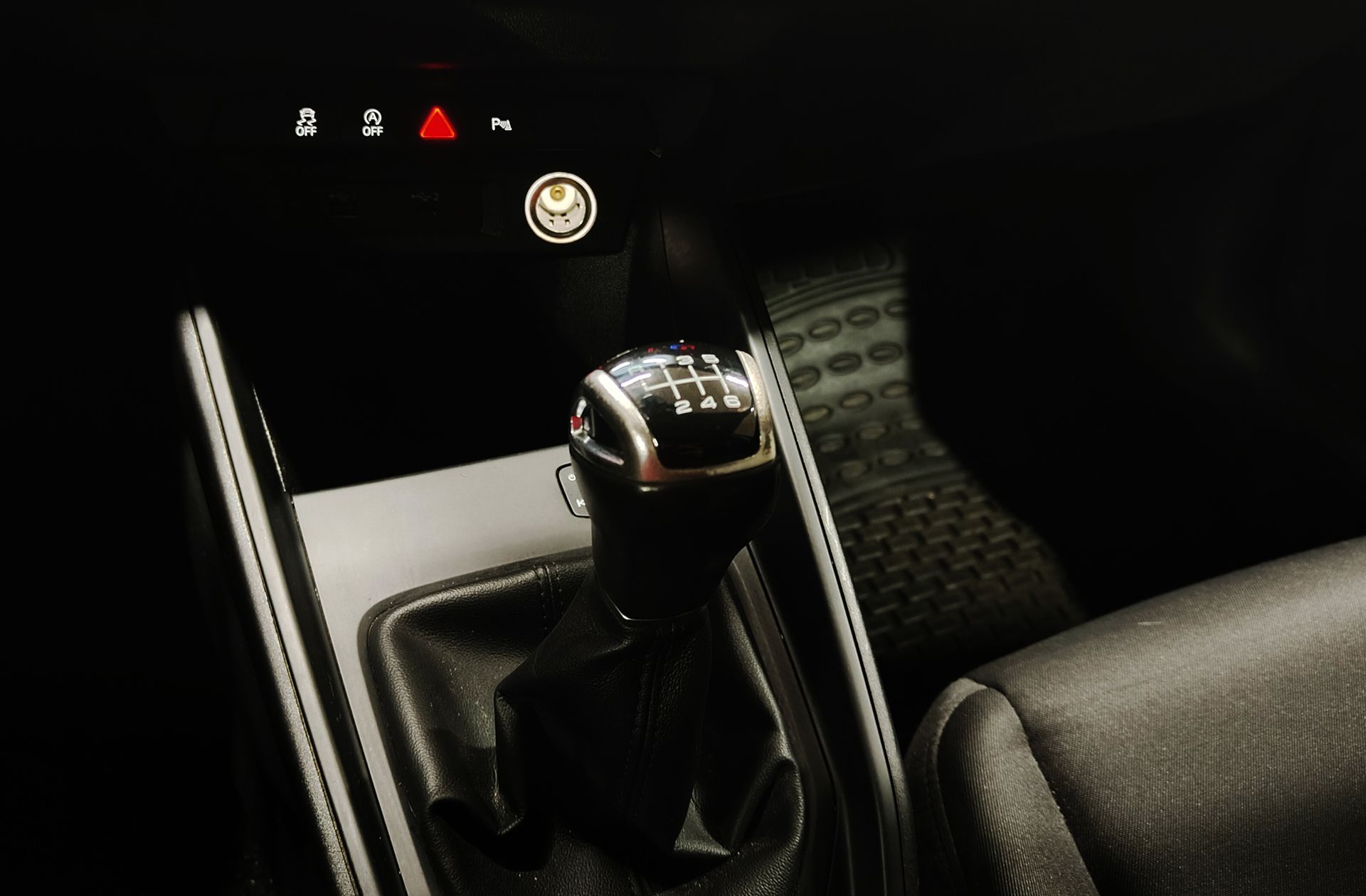Audi A1 Sportback Advanced 30 TFSI - foto 5