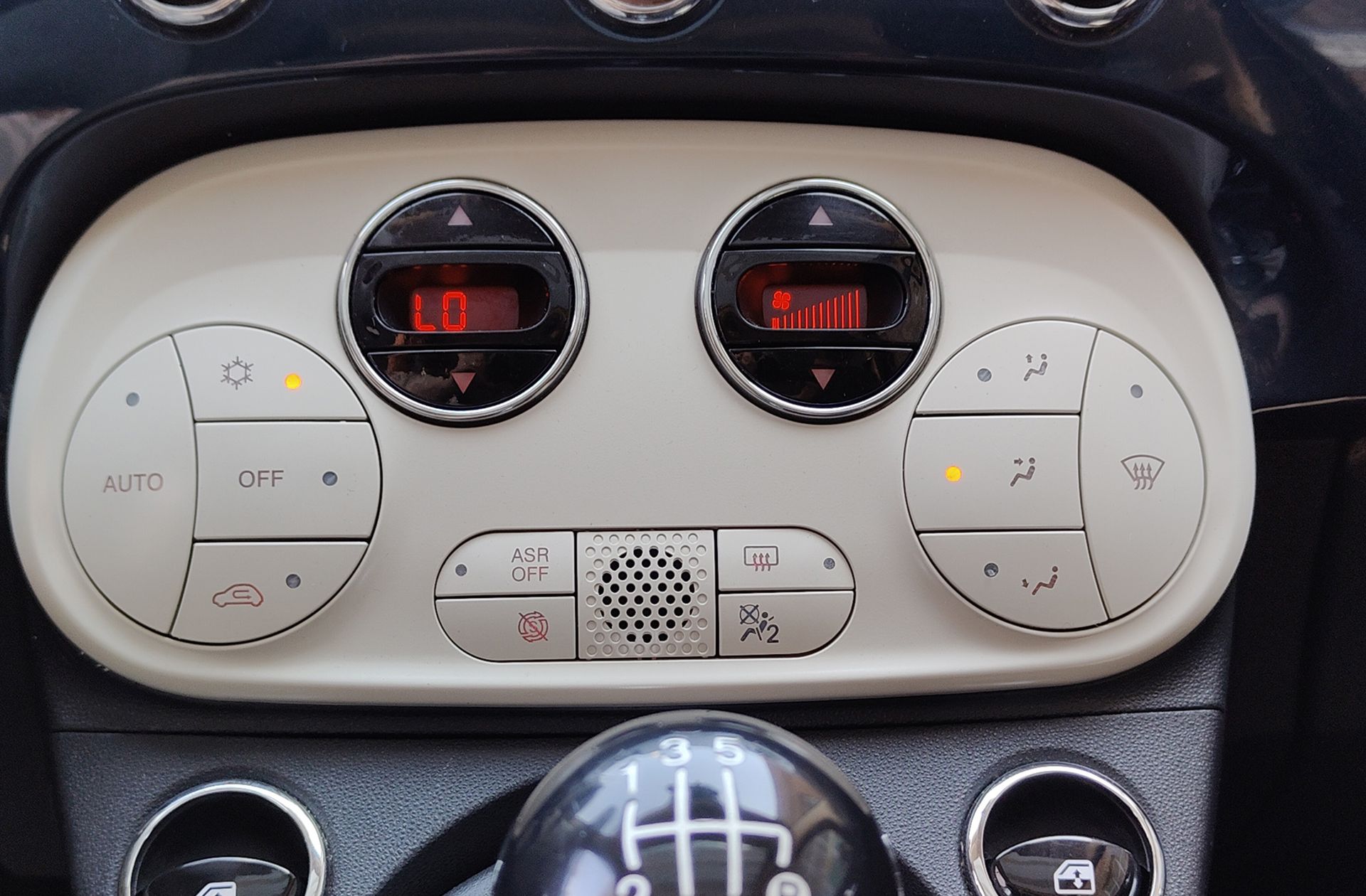 Fiat 500 1.0 Hybrid Dolcevita - foto 24