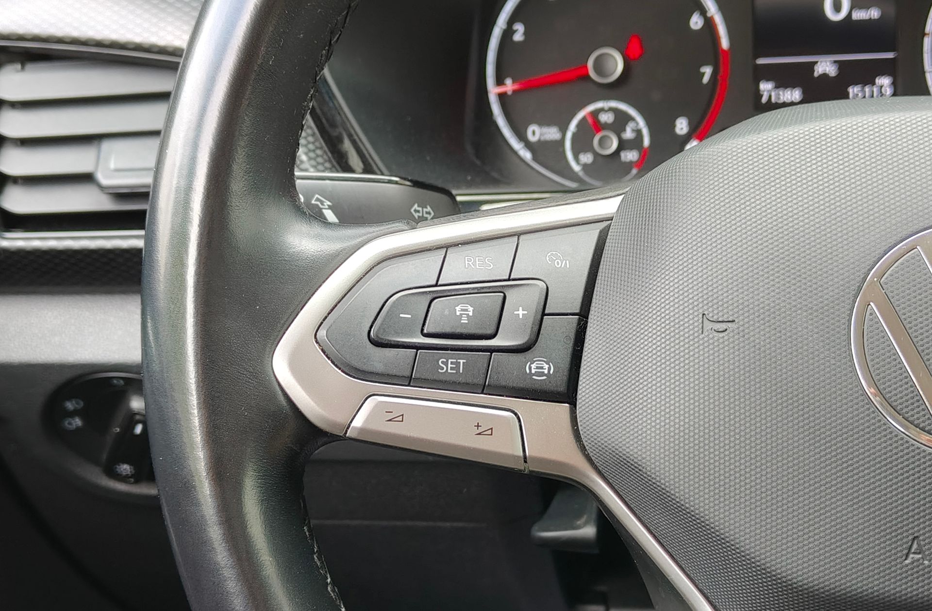 Volkswagen T-Cross Advance 1.0 TSI - foto 22