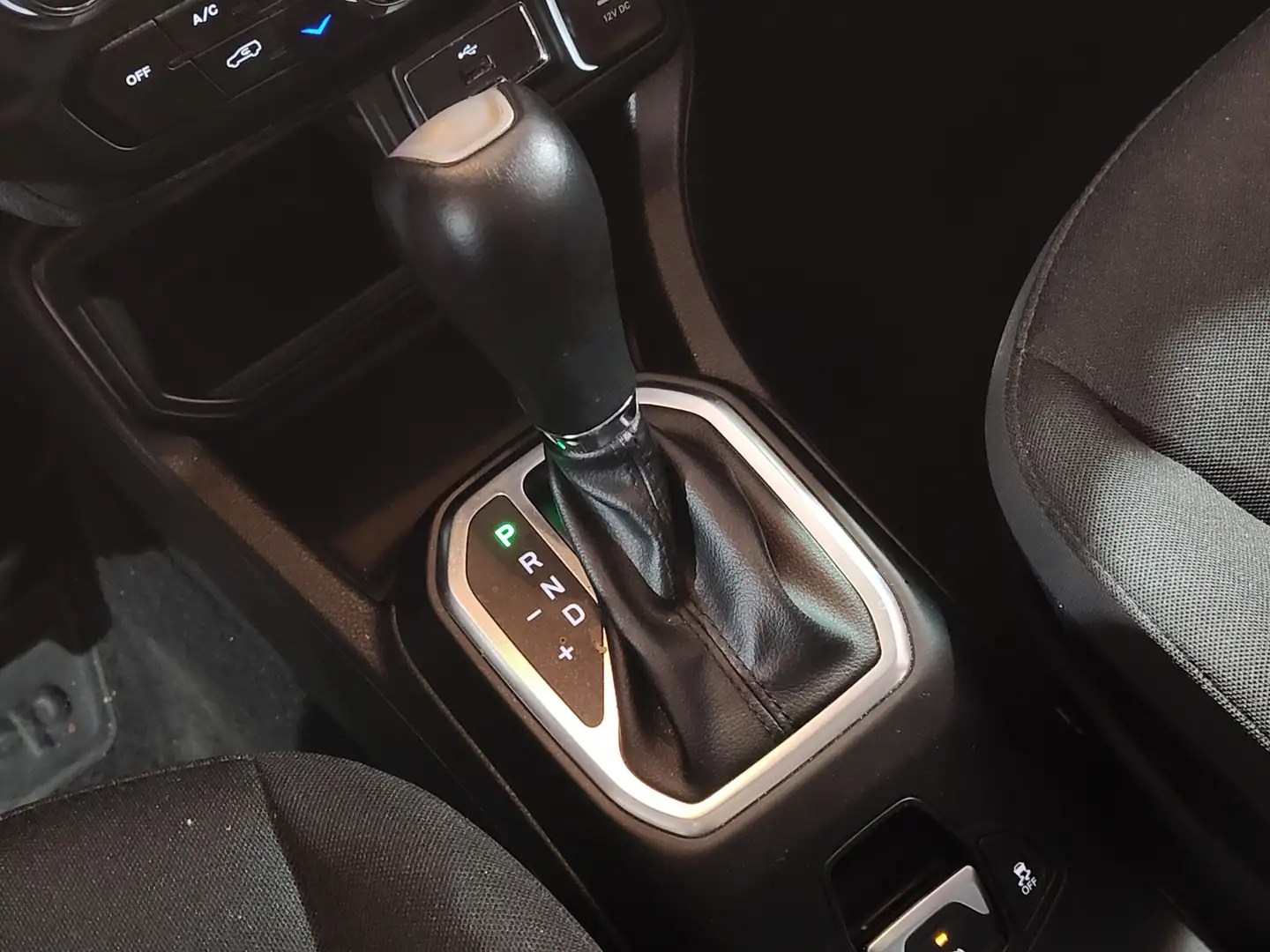 Foto Jeep Renegade Jeep Renegade 1.5 Limited ATX (130 CV)