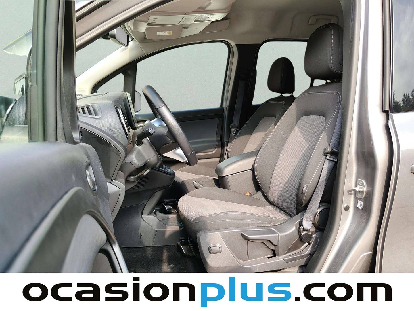 Foto asientos delanteros Mercedes Citan Mercedes Citan Combi 110 CDI Tourer Base (95 CV)