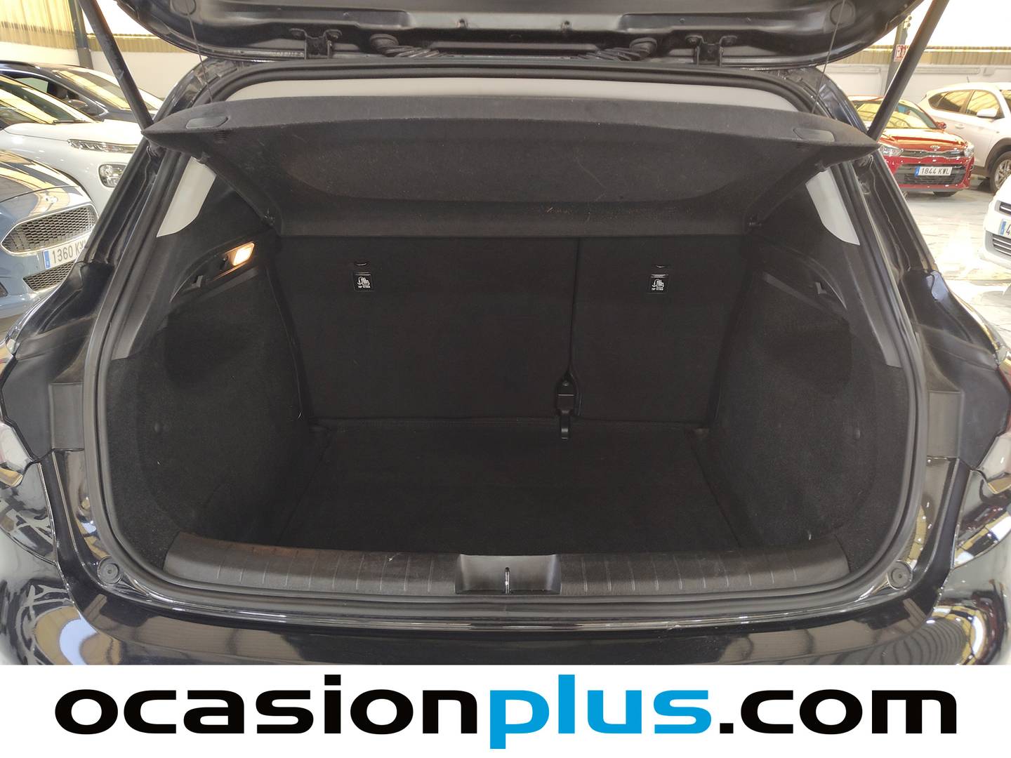 Fotos maletero Fiat Tipo Fiat Tipo 1.0 Cross (100 CV)
