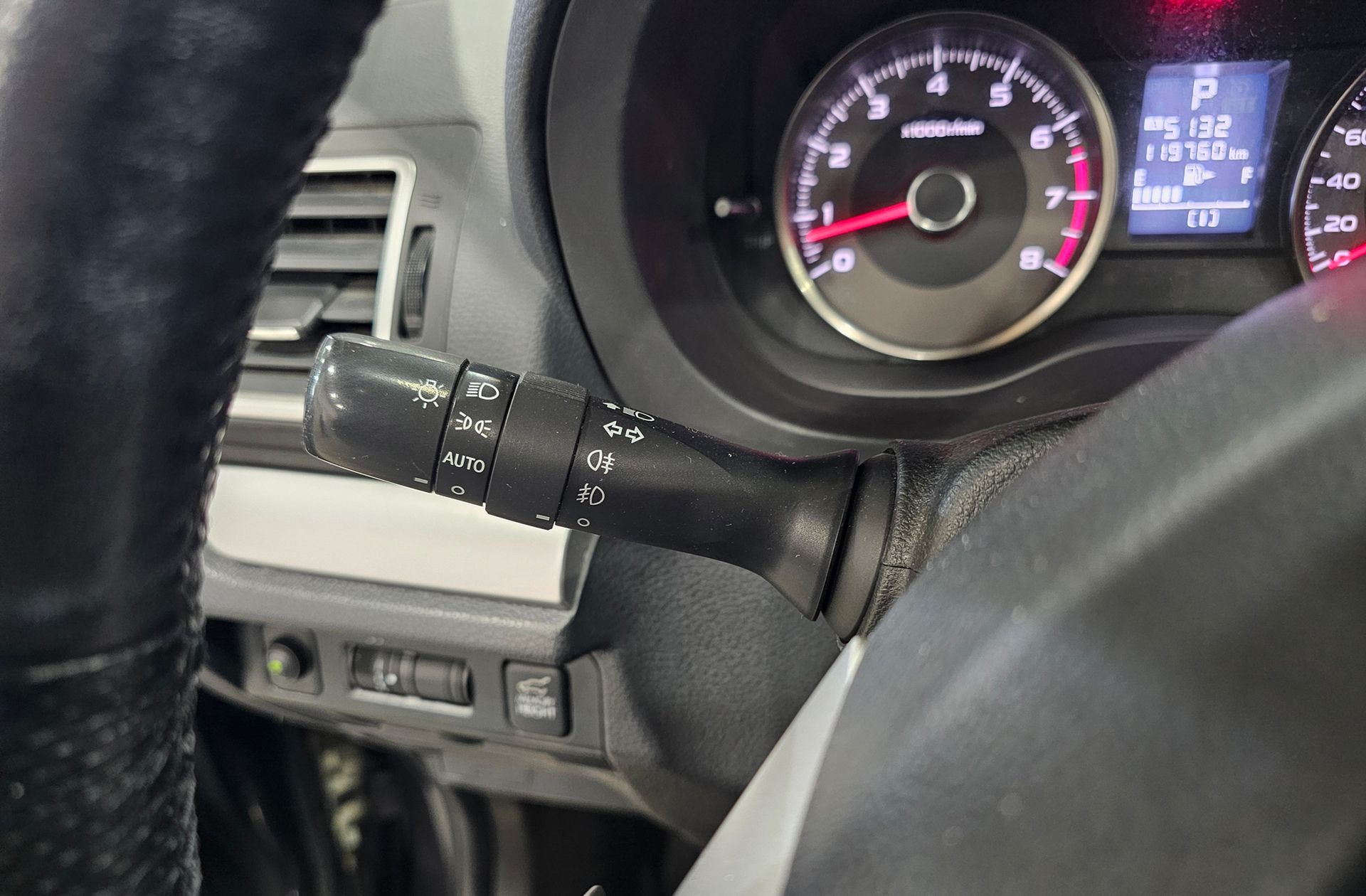 Subaru Forester 2.0 Executive Lineartronic - foto 25