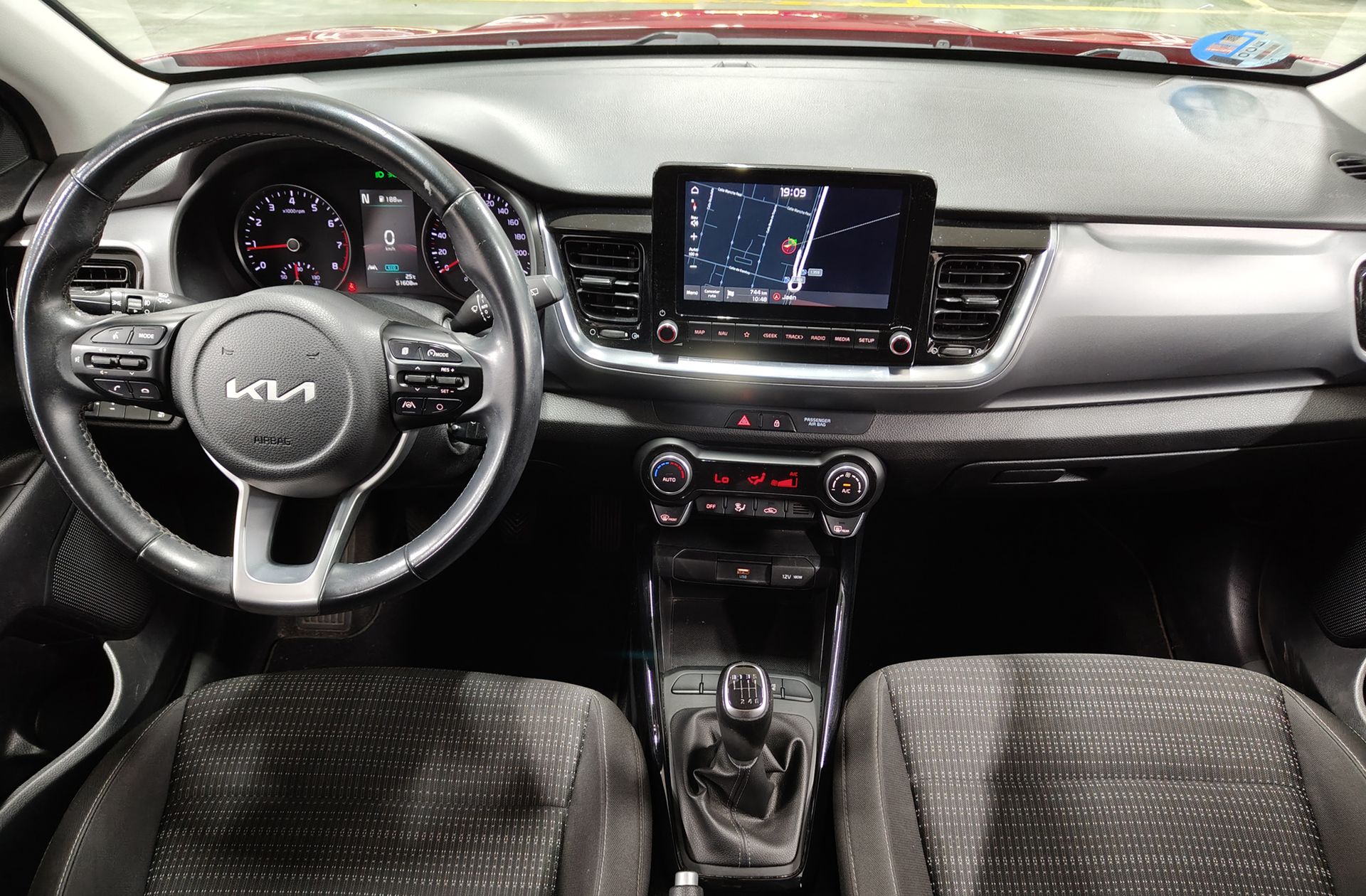 Kia Stonic 1.0 T-GDi MHEV Drive iMT - foto 6