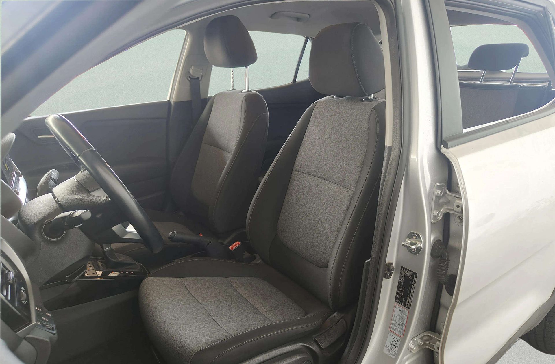 Kia Stonic 1.0 T-GDi Drive DCT - foto 11