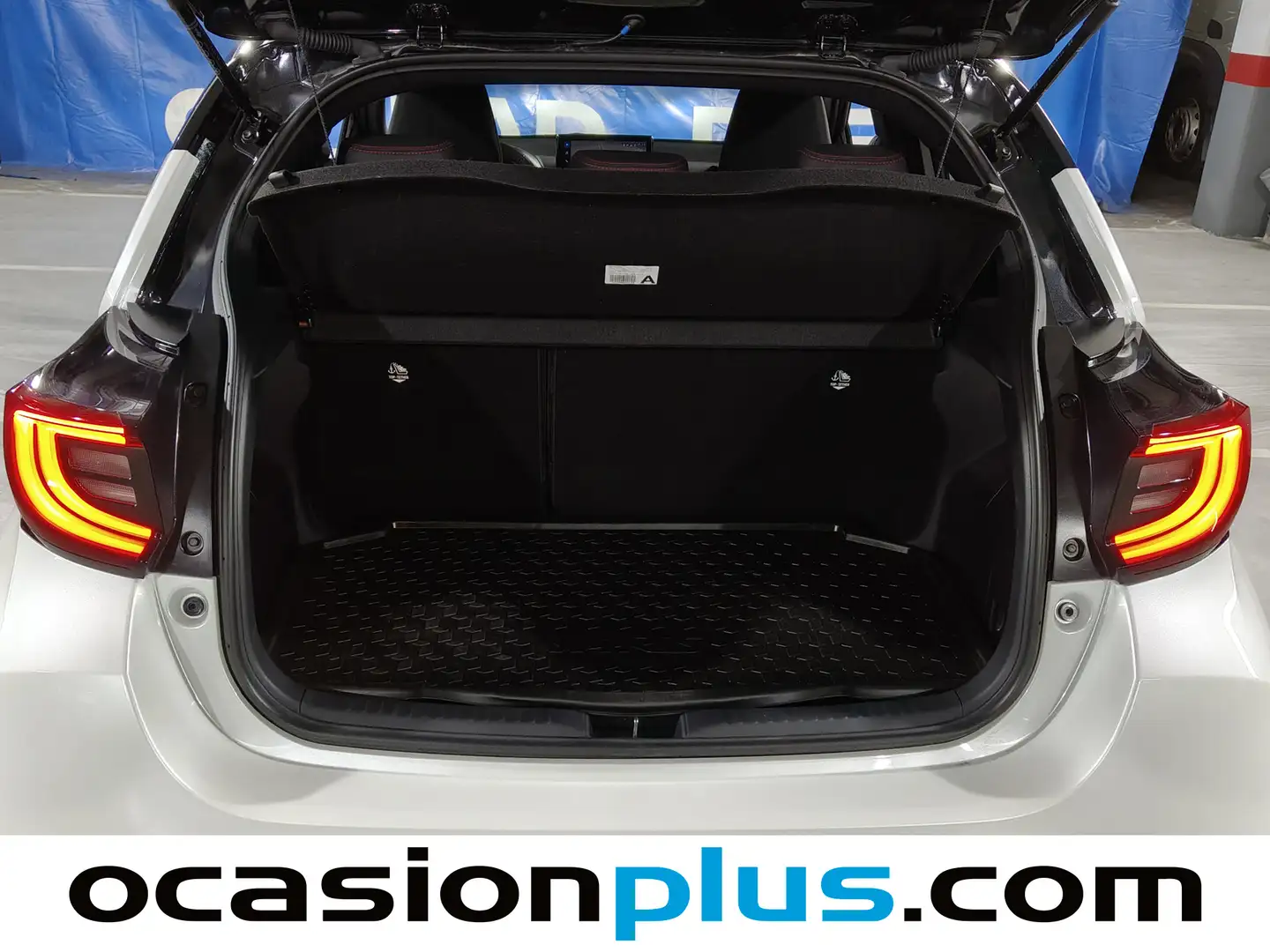 Foto Toyota Yaris Toyota Yaris 120H GR-Sport (116 CV)