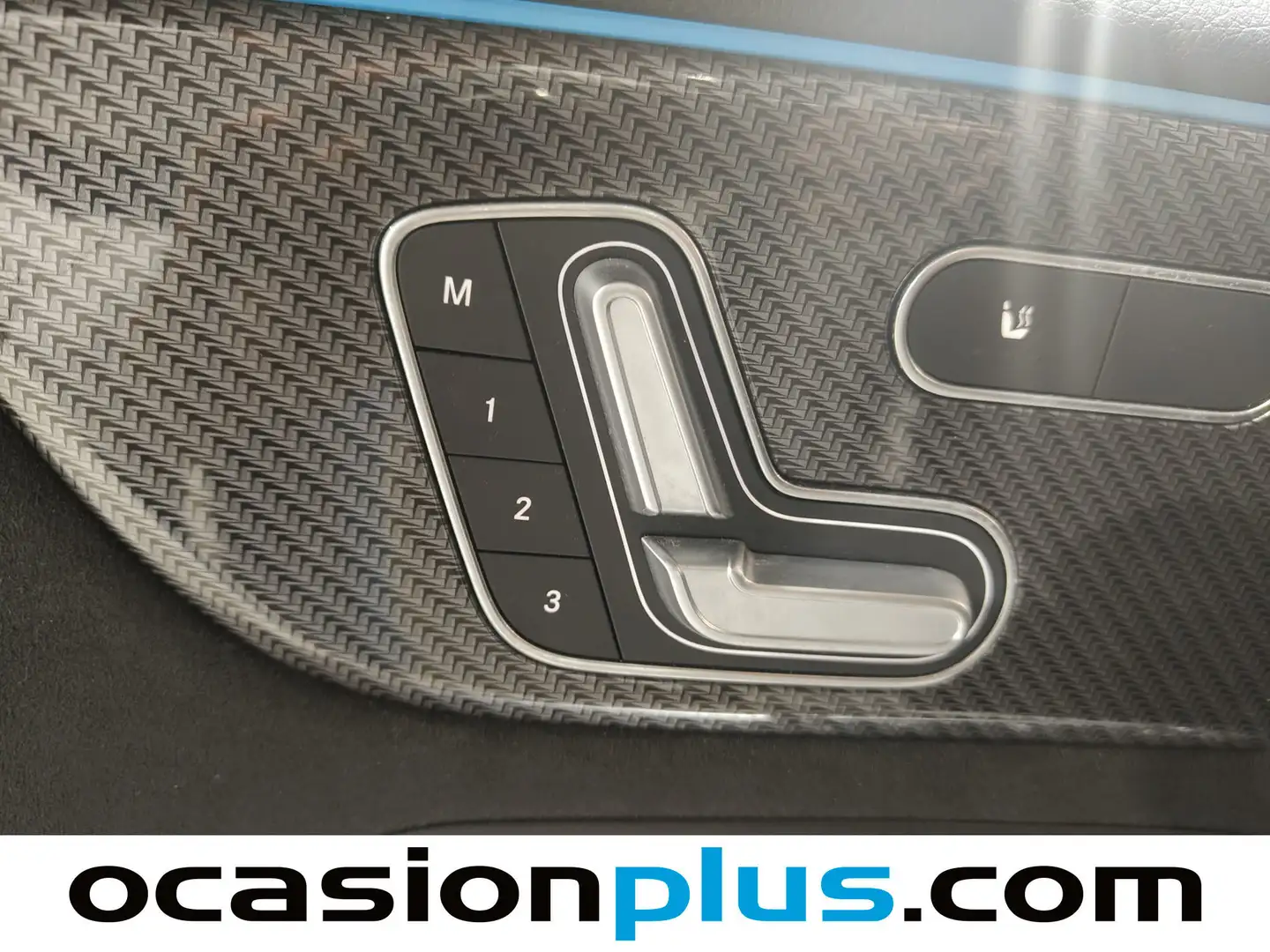 Foto Mercedes GLB Mercedes-Benz GLB 200 d (150 CV) Pack AMG