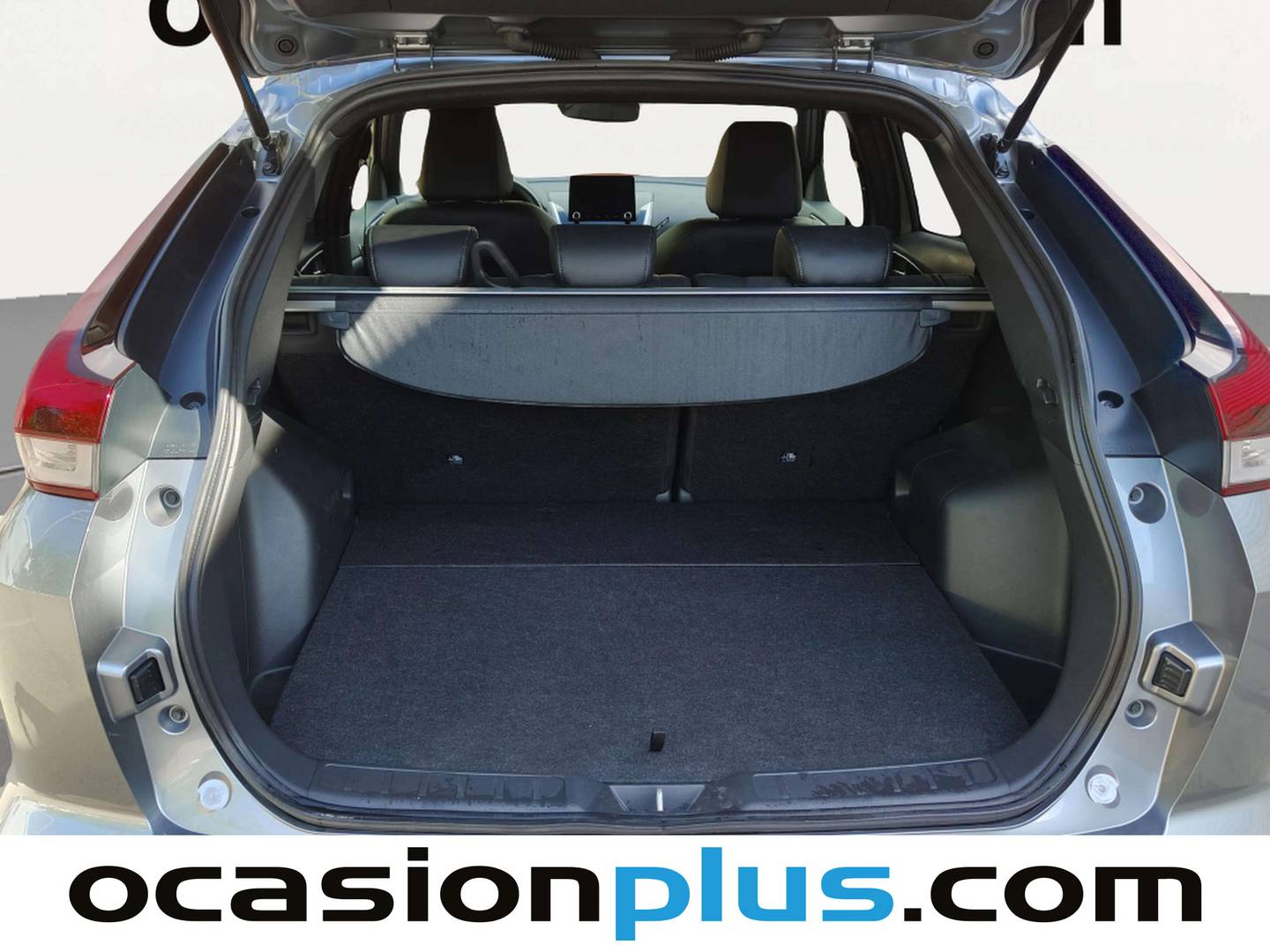 Fotos maletero Mitsubishi Eclipse Cross Mitsubishi Eclipse Cross 2.4 PHEV Kaiteki 4WD Auto (188 CV)