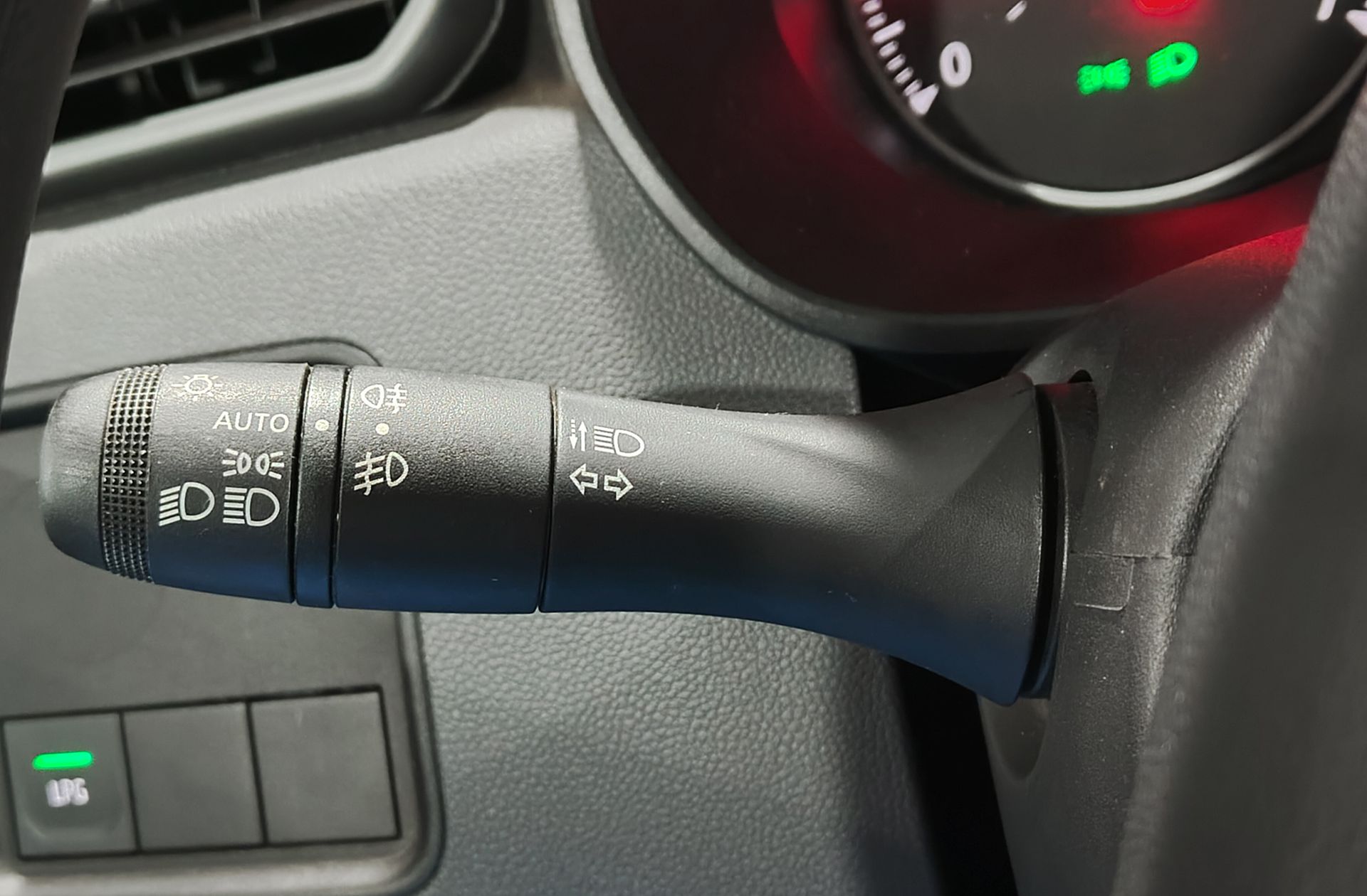 Dacia Duster Essential TCe ECO-G 4x2 - foto 22