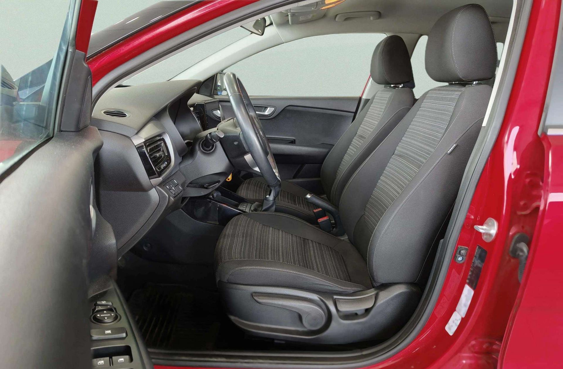 Kia Stonic 1.0 T-GDi Drive - foto 11
