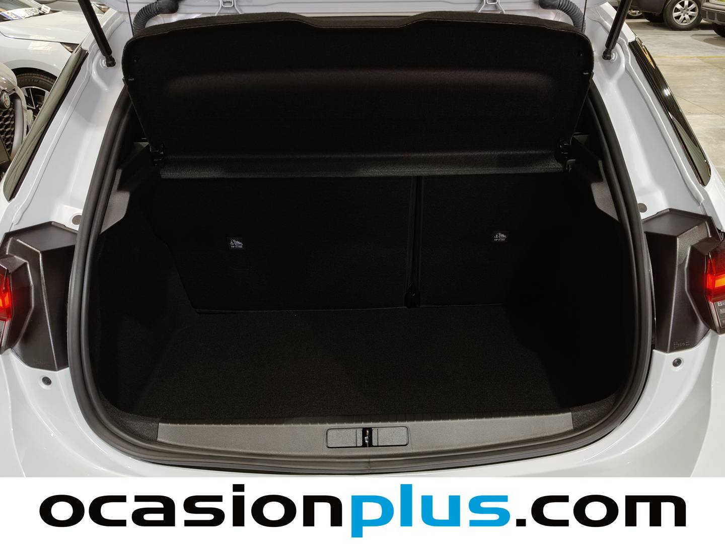 Fotos maletero Opel Corsa Opel Corsa 1.2 T XHL GS (100 CV)