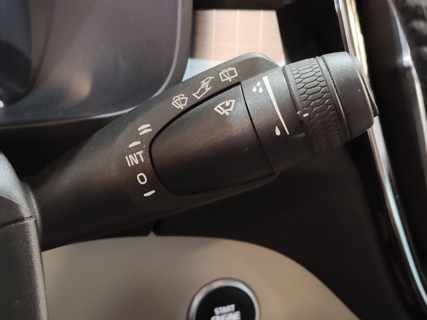 Foto Volvo XC40 Volvo XC40 D3 Momentum Auto 110 kW (150 CV)