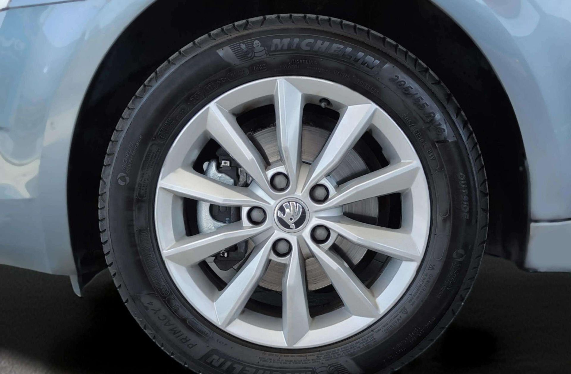 Škoda Octavia 1.6 TDI CR Ambition - foto 35