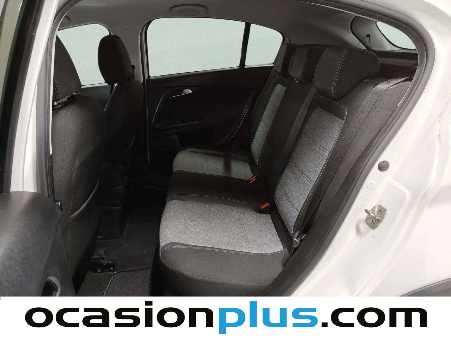 Foto Fiat Tipo Fiat Tipo 1.5 Hybrid Cross DCT (130 CV)