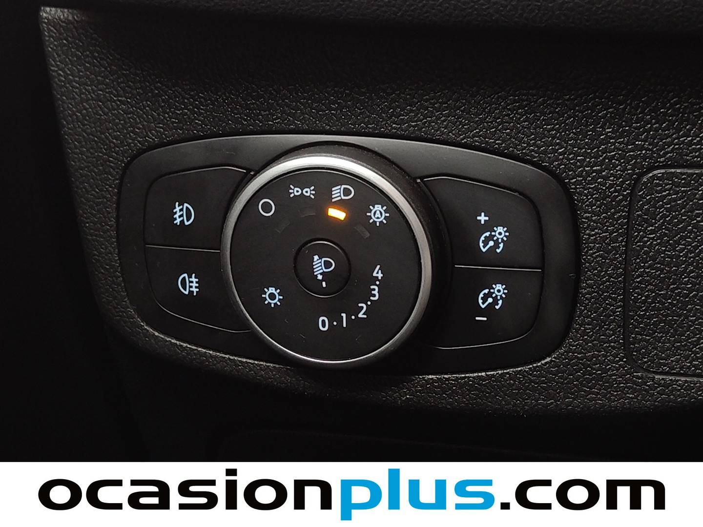 Accesorios del Ford Focus Ford Focus SportBreak 1.5 Ecoblue Titanium (120 CV)