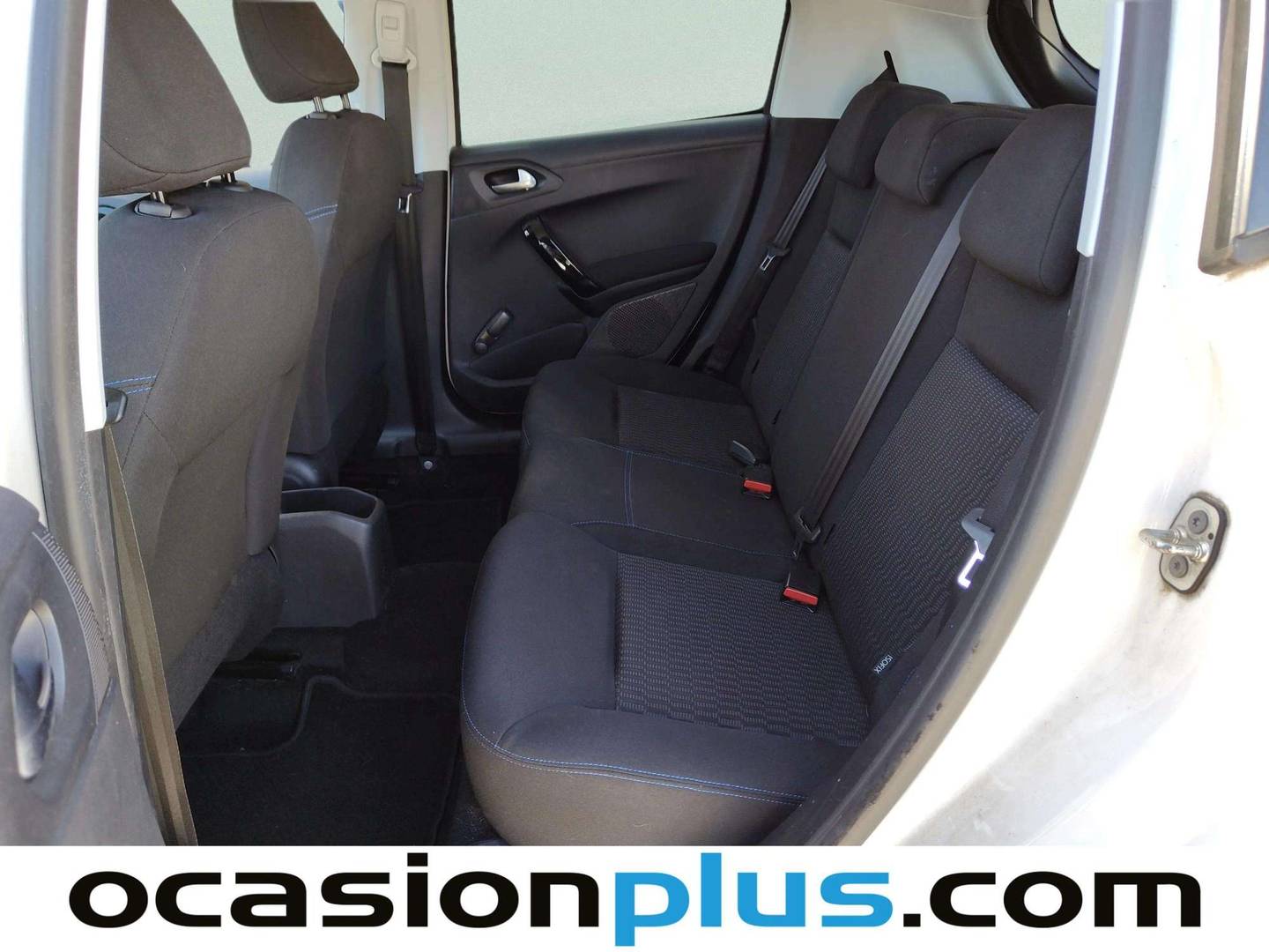 Foto asientos traseros Peugeot 208 Peugeot 208 PureTech 82 Style (82 CV)