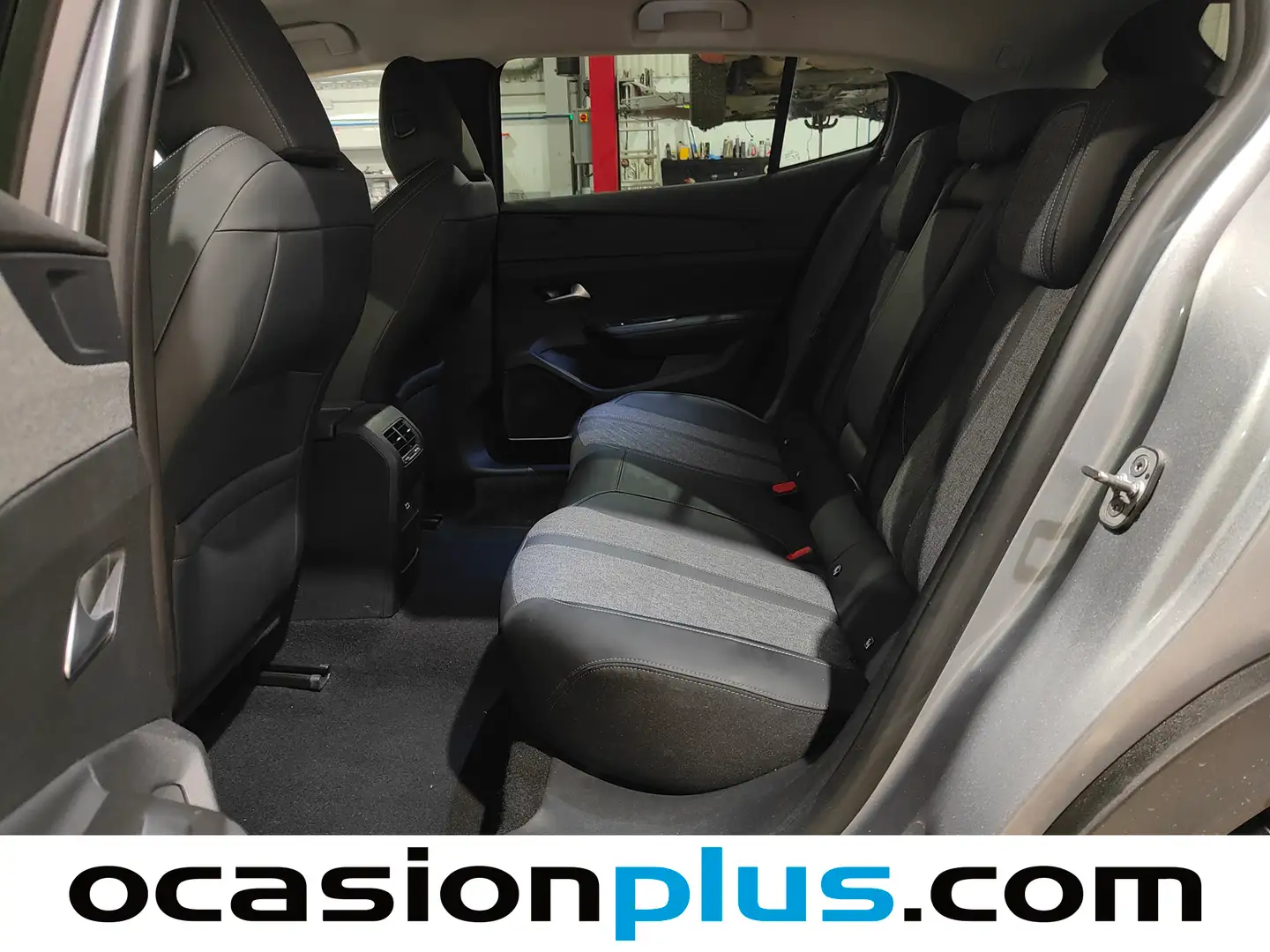 Foto Peugeot 408 Peugeot 408 Allure PHEV 180 e-EAT8 (181 CV)