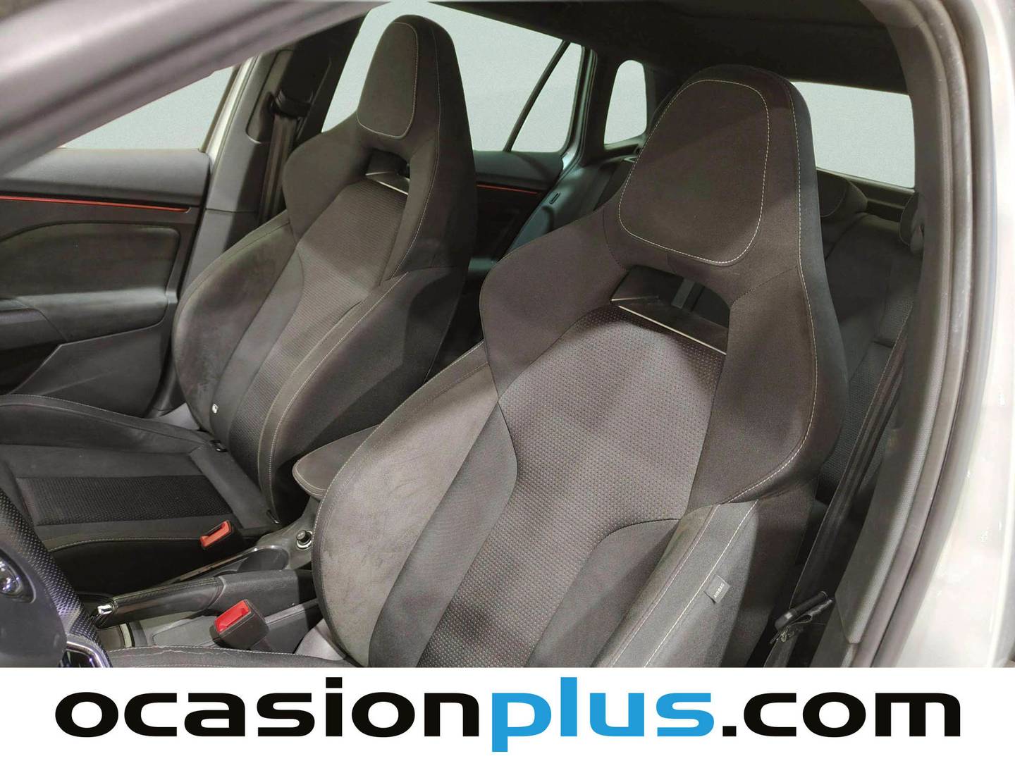 Equipamiento del Skoda Kamiq Skoda Kamiq 1.0 TSI Design DSG (115 CV)