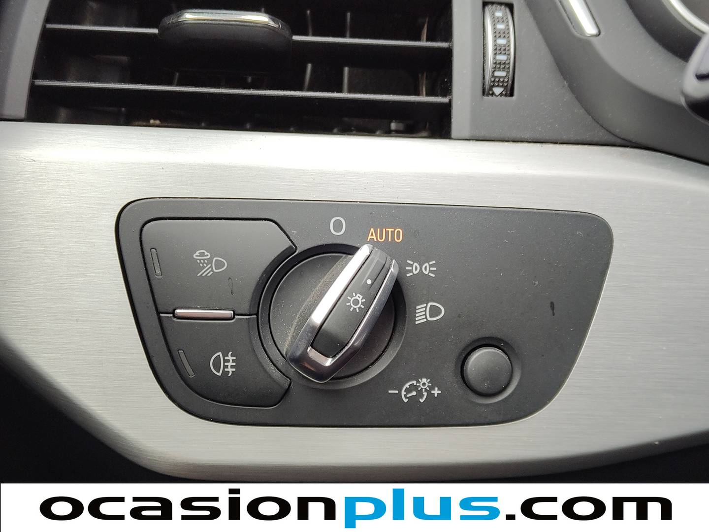 Foto Audi A4 Audi A4 Avant S line edition 2.0 TFSI (190 CV) S tronic