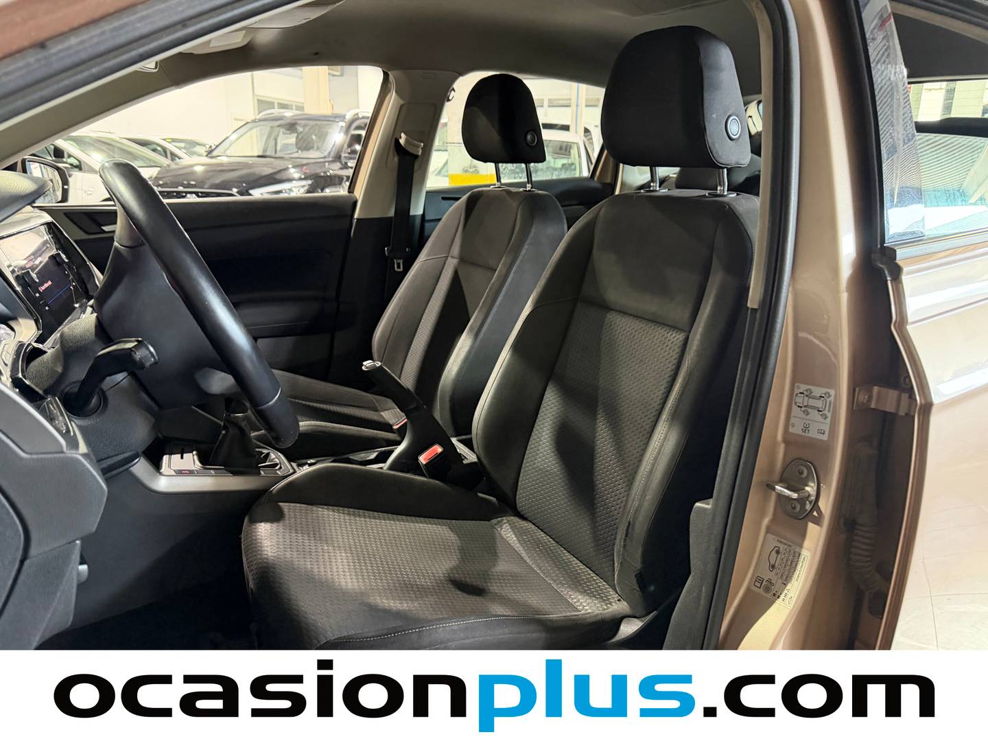 Foto asientos delanteros Volkswagen Polo Volkswagen Polo Advance 1.0 TSI (95 CV)