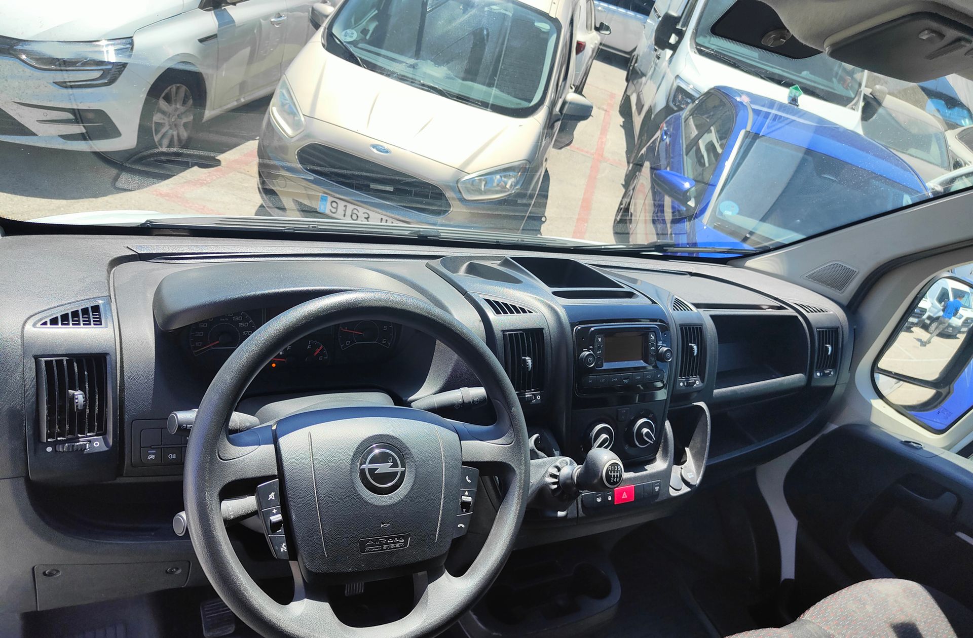 Opel Movano Furgon 2.2 BlueHDi Base L3H2 3.5T - foto 6