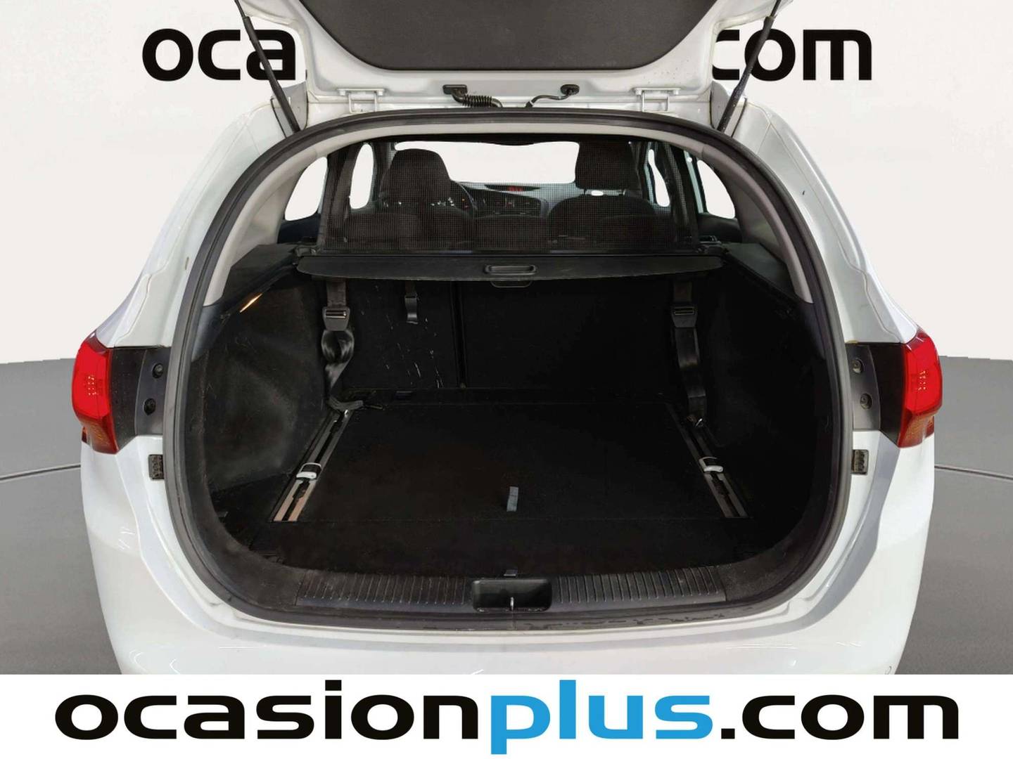 Fotos maletero KIA Ceed Sportswagon KIA Ceed Sportswagon 1.6 CRDi VGT Emotion Automatico (128 CV)