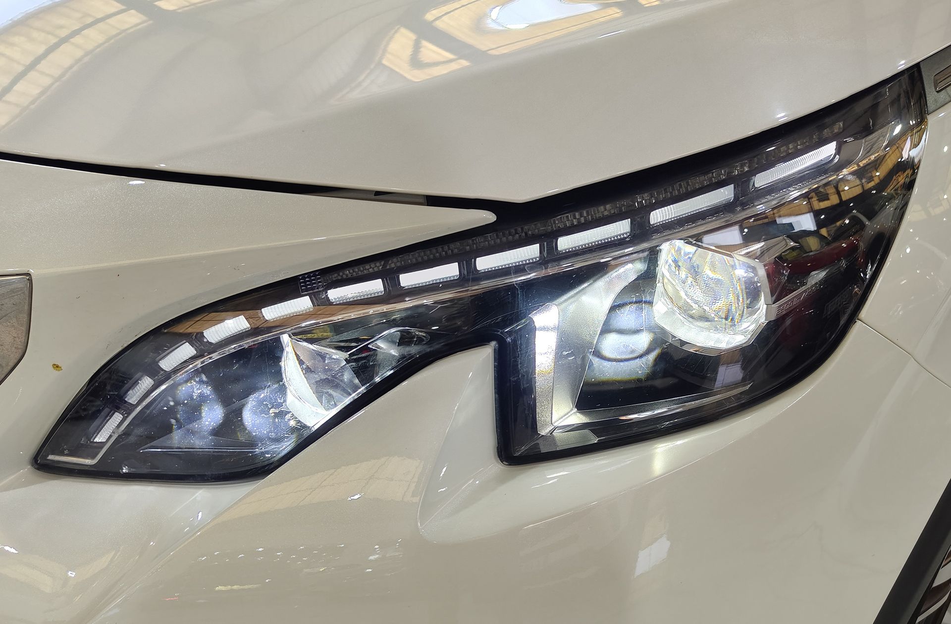 Peugeot 5008 BlueHDi 180 GT EAT8 7 plazas - foto 16