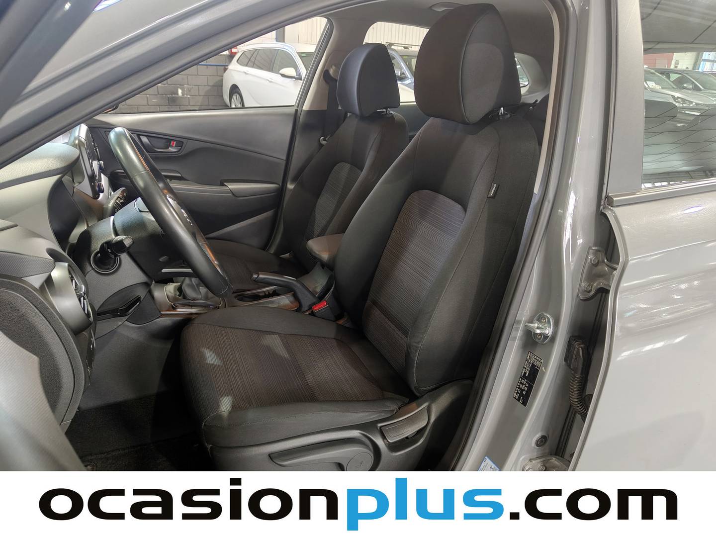 Foto asientos delanteros Hyundai Kona Hyundai Kona 1.0 TGDi Essence 4x2 (120 CV)
