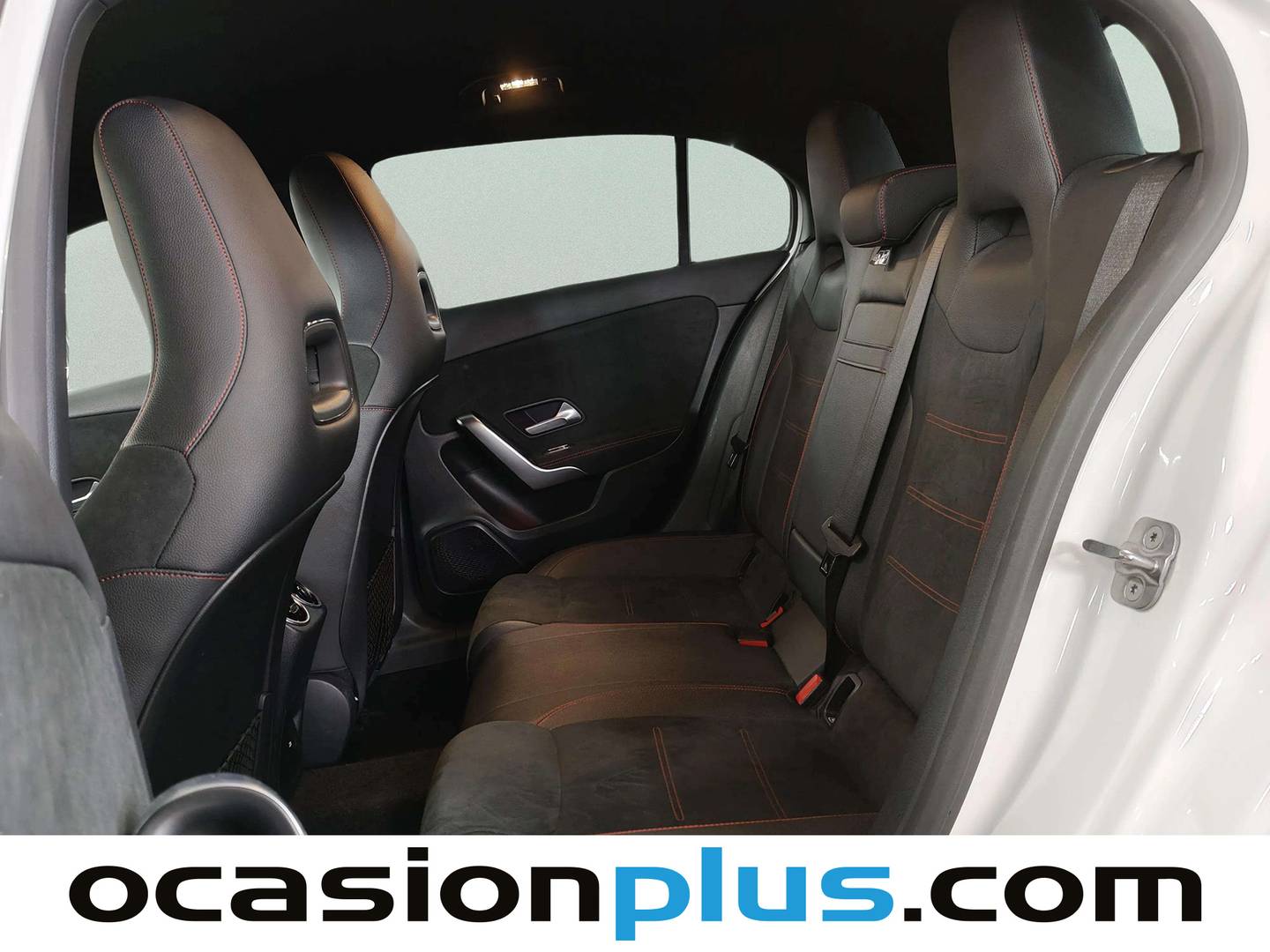 Foto asientos traseros Mercedes Clase A Mercedes Clase A 180 (136 CV) Pack AMG