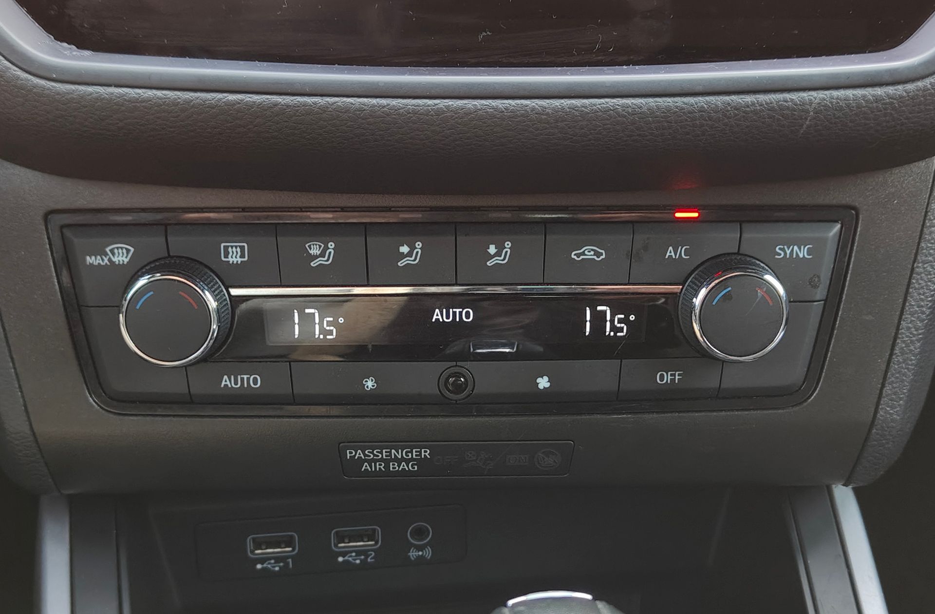 SEAT Arona 1.0 TSI Ecomotive FR DSG - foto 33