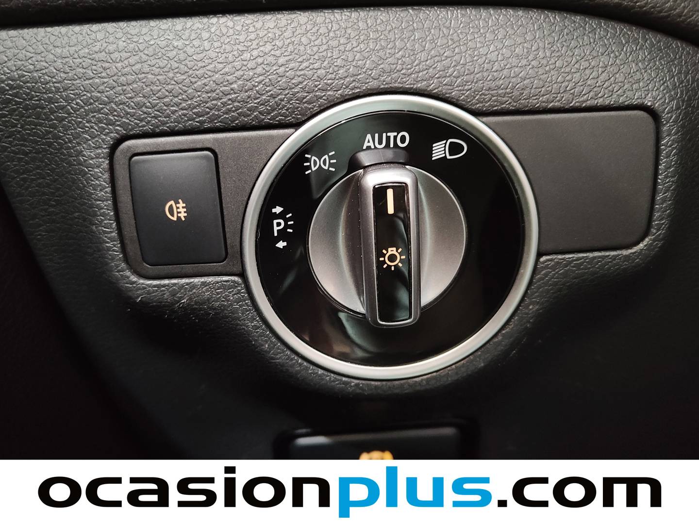 Acabados Mercedes GLA Mercedes GLA 200 (156 CV)