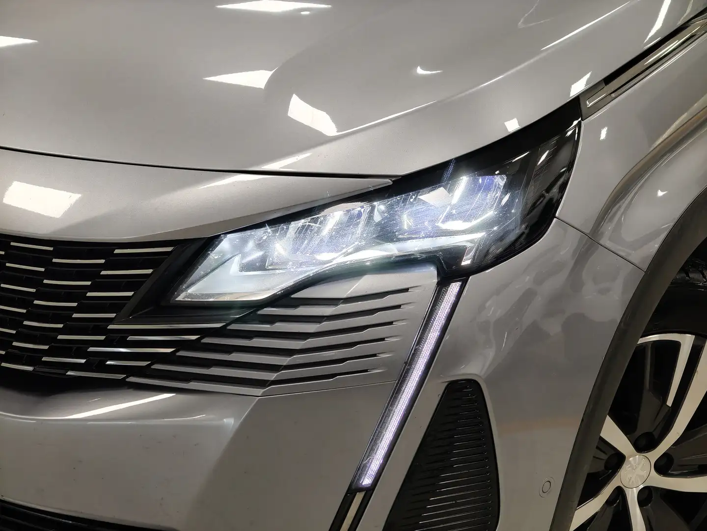 Foto Peugeot 3008 Peugeot 3008 PureTech 130 S&S Allure Pack (130 CV)