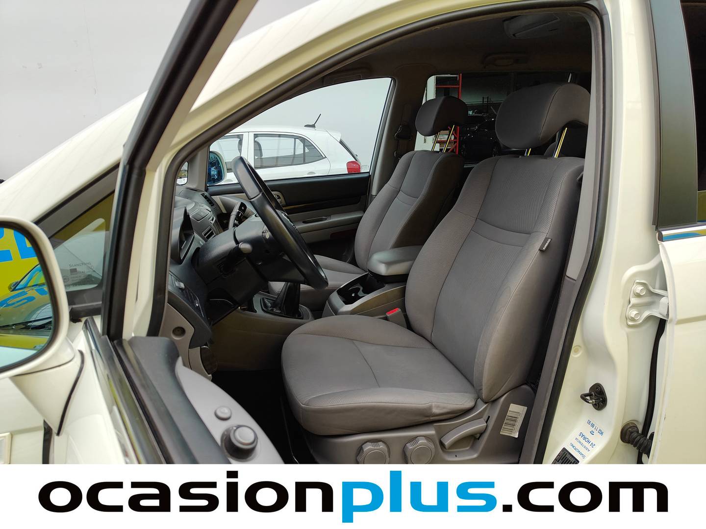 Foto asientos delanteros SsangYong Rodius SsangYong Rodius D22T Premium (178 CV) 7 plazas