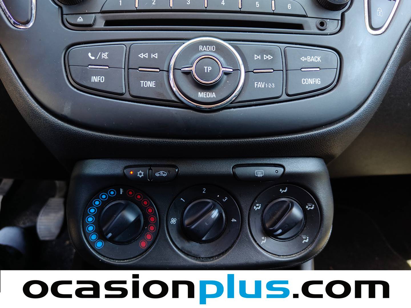 Equipamiento del Opel Corsa Opel Corsa 1.4 Expression  (75 CV)