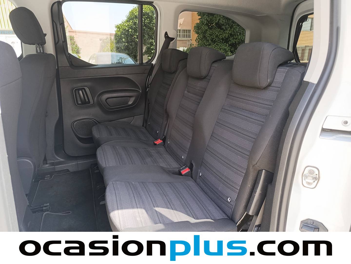 Foto asientos traseros Opel Combo Life Opel Combo Life 1.5 TD S&S Selective XL (131 CV)