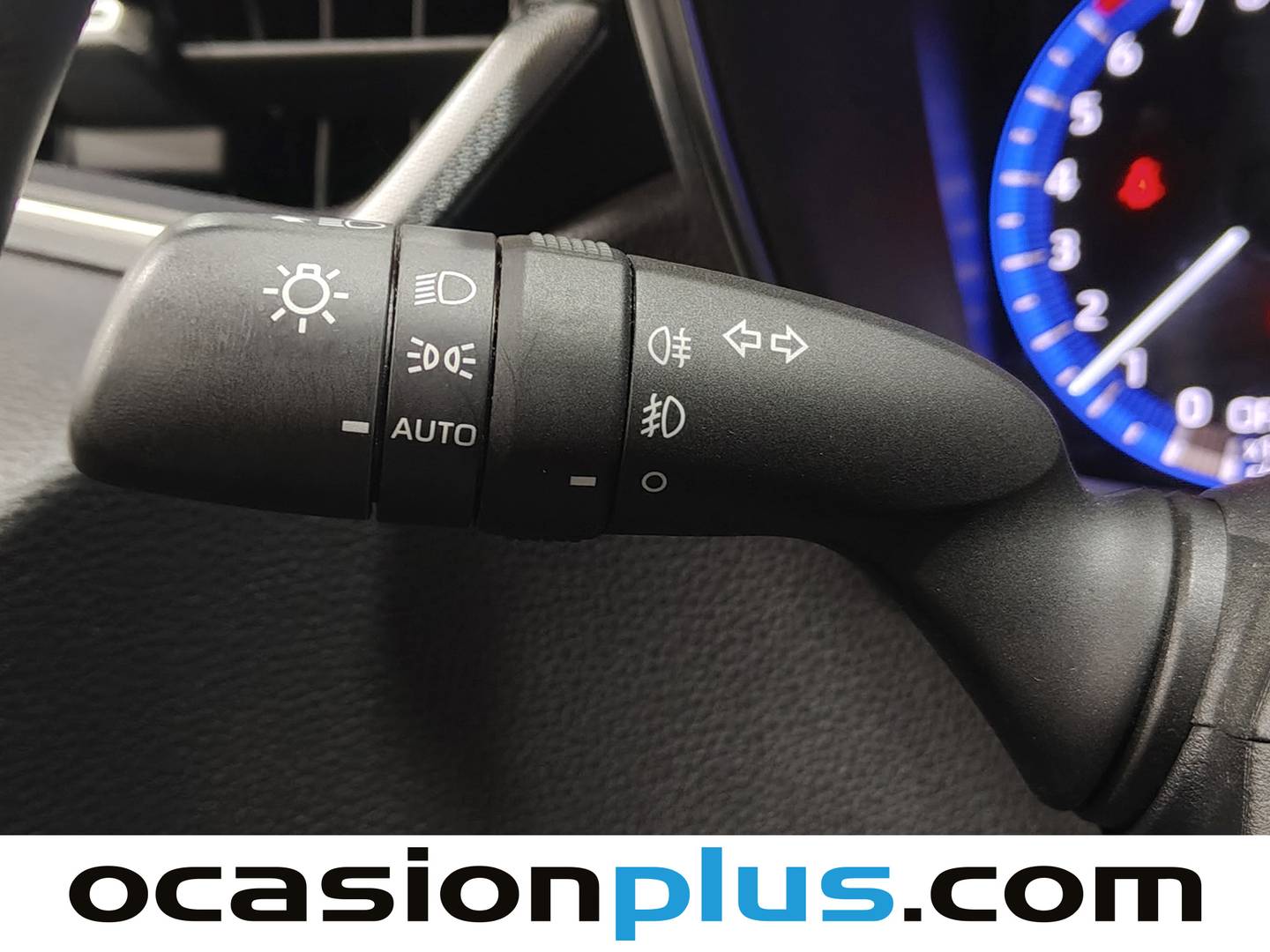 Acabados Toyota Corolla Toyota Corolla 180H FEEL! E-CVT (180 CV)