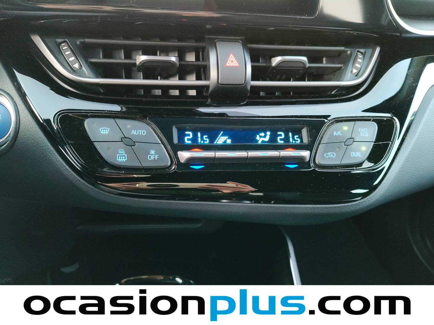 Foto Toyota C-HR Toyota C-HR 1.8 125H Advance (122 CV)