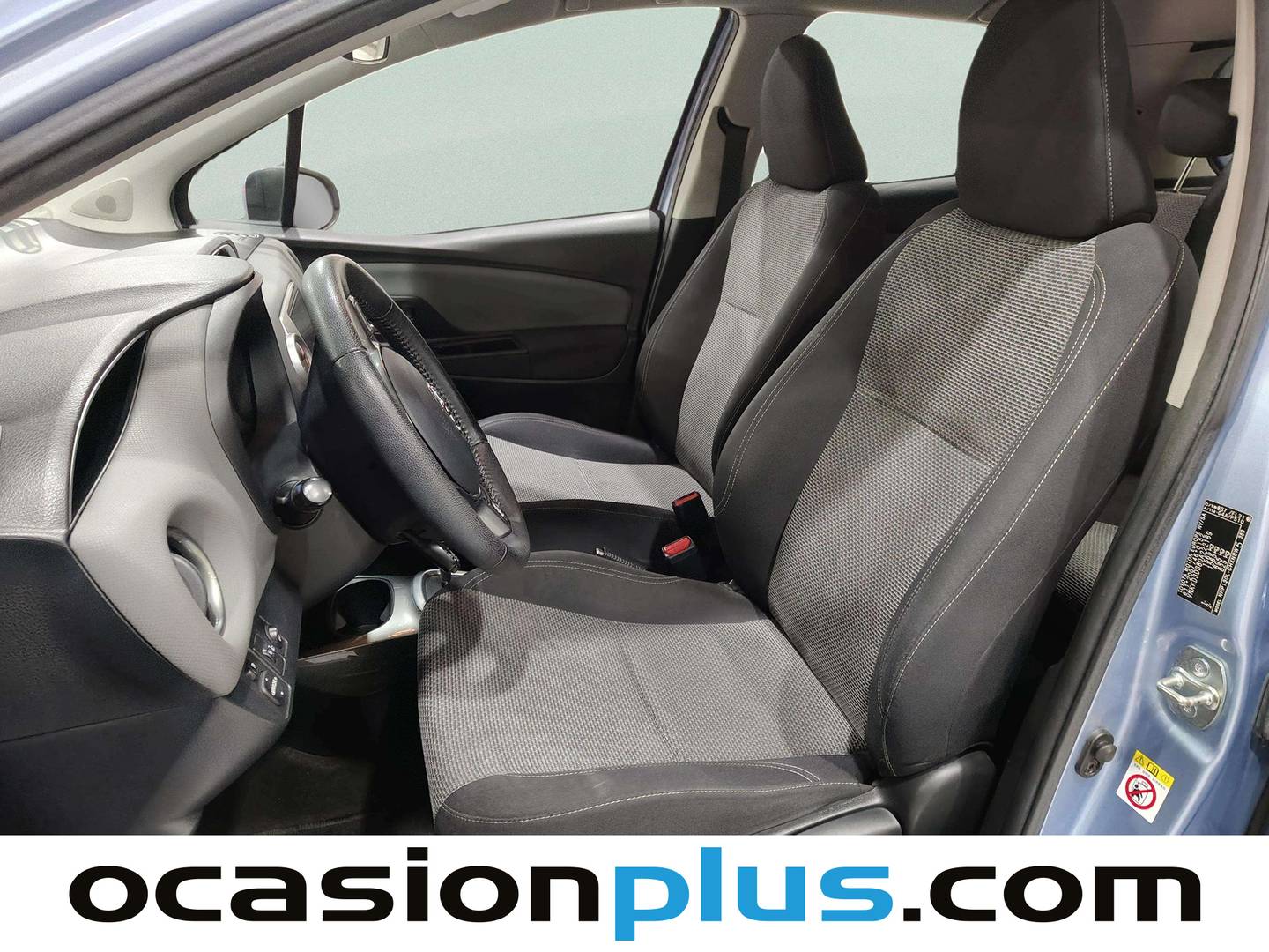 Foto asientos delanteros Toyota Yaris Toyota Yaris 1.5 Hybrid Active (100 CV)