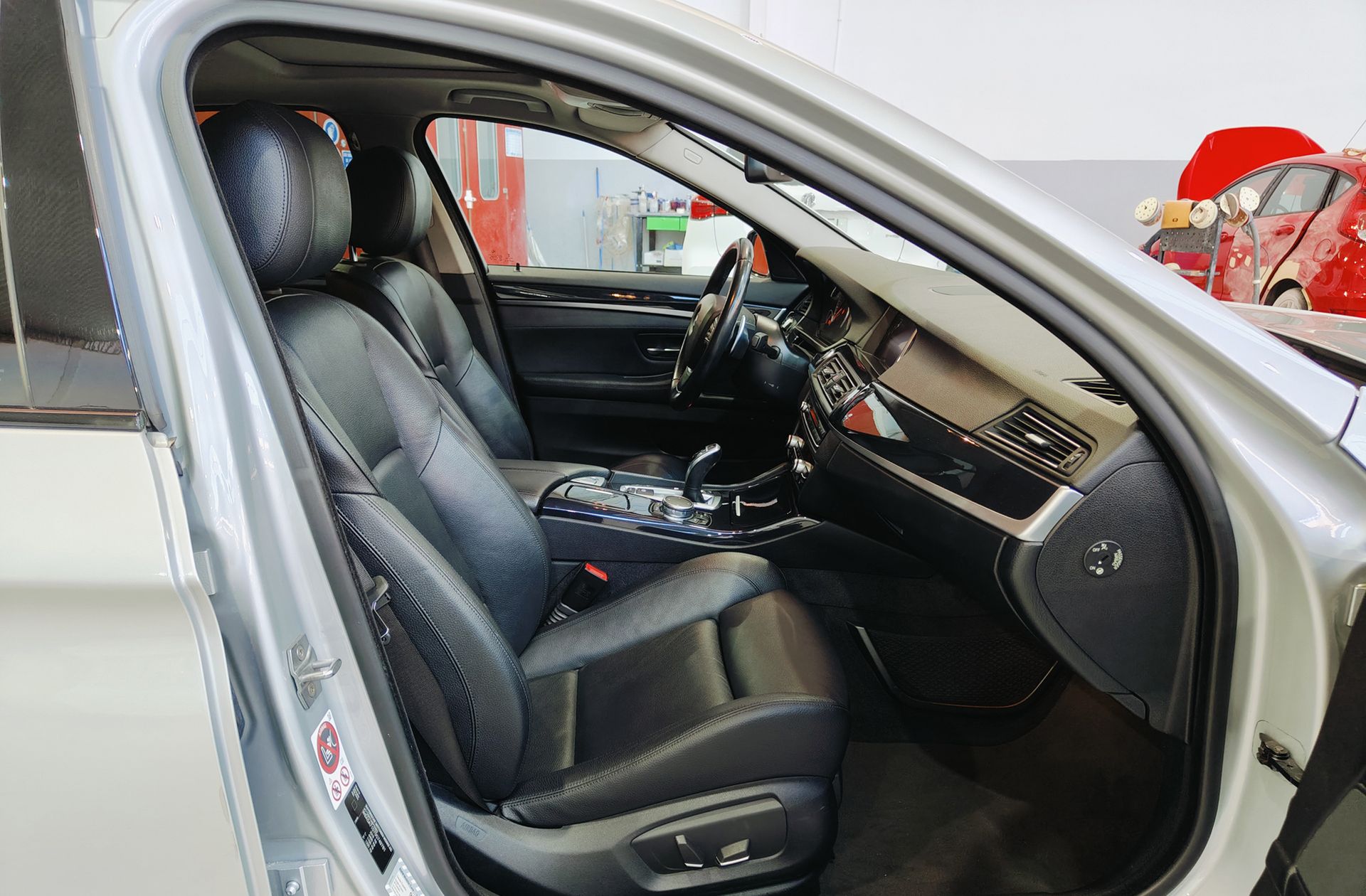 BMW Serie 5 528i xDrive - foto 21