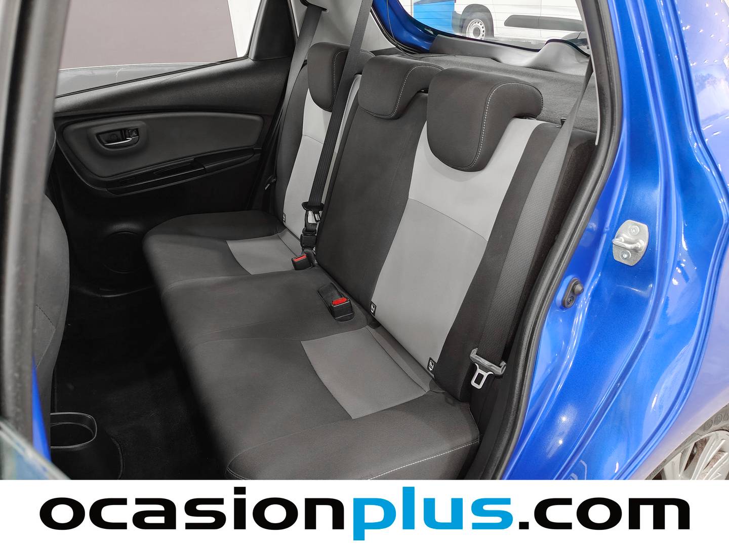 Foto asientos traseros Toyota Yaris Toyota Yaris 1.5 Active (111 CV)