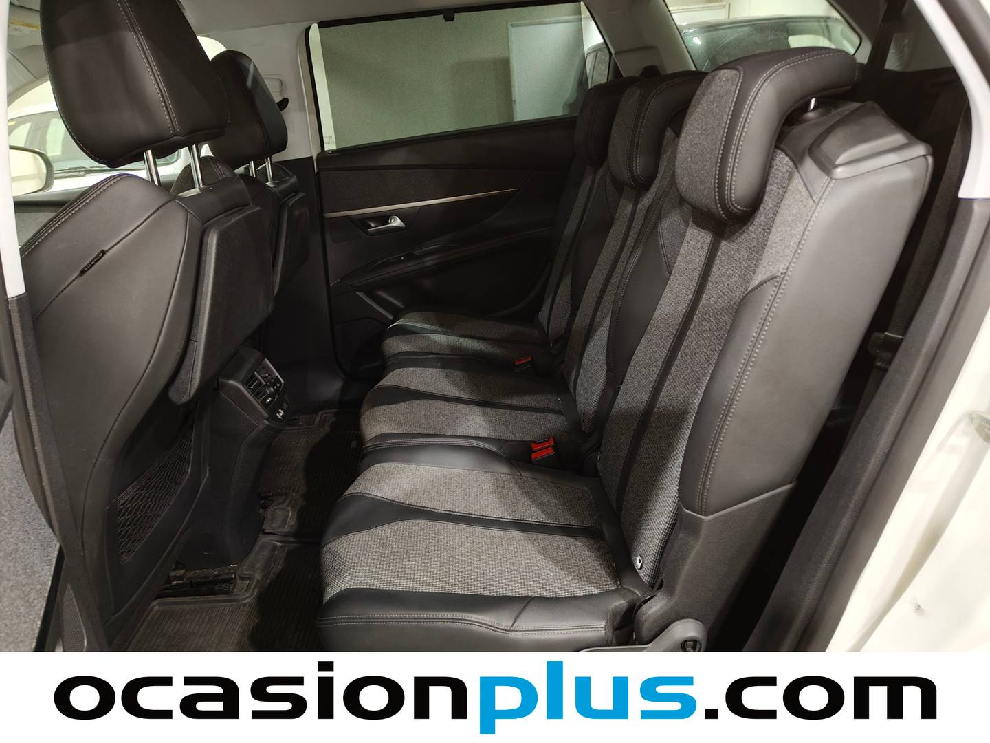 Foto asientos traseros Peugeot 5008 Peugeot 5008 BlueHDi 130 S&S Allure (130 CV) 7 plazas