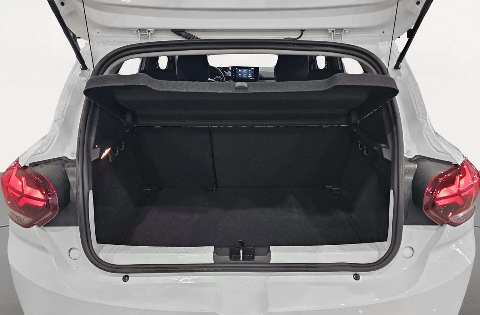 Dacia Sandero Stepway Expression Go TCe - foto 16