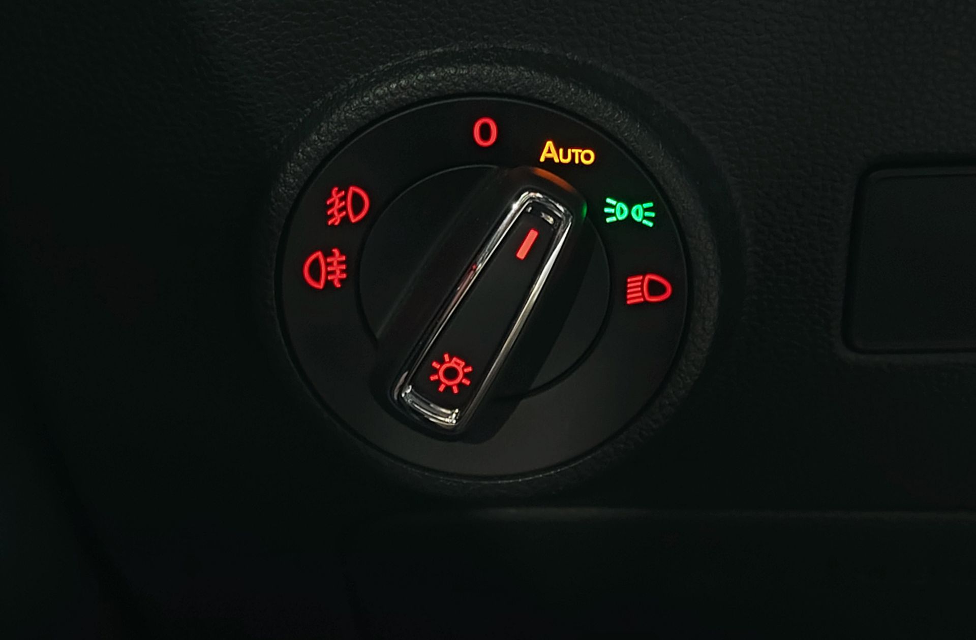 SEAT Ateca 2.0 TDI Xcellence 4Drive DSG - foto 32