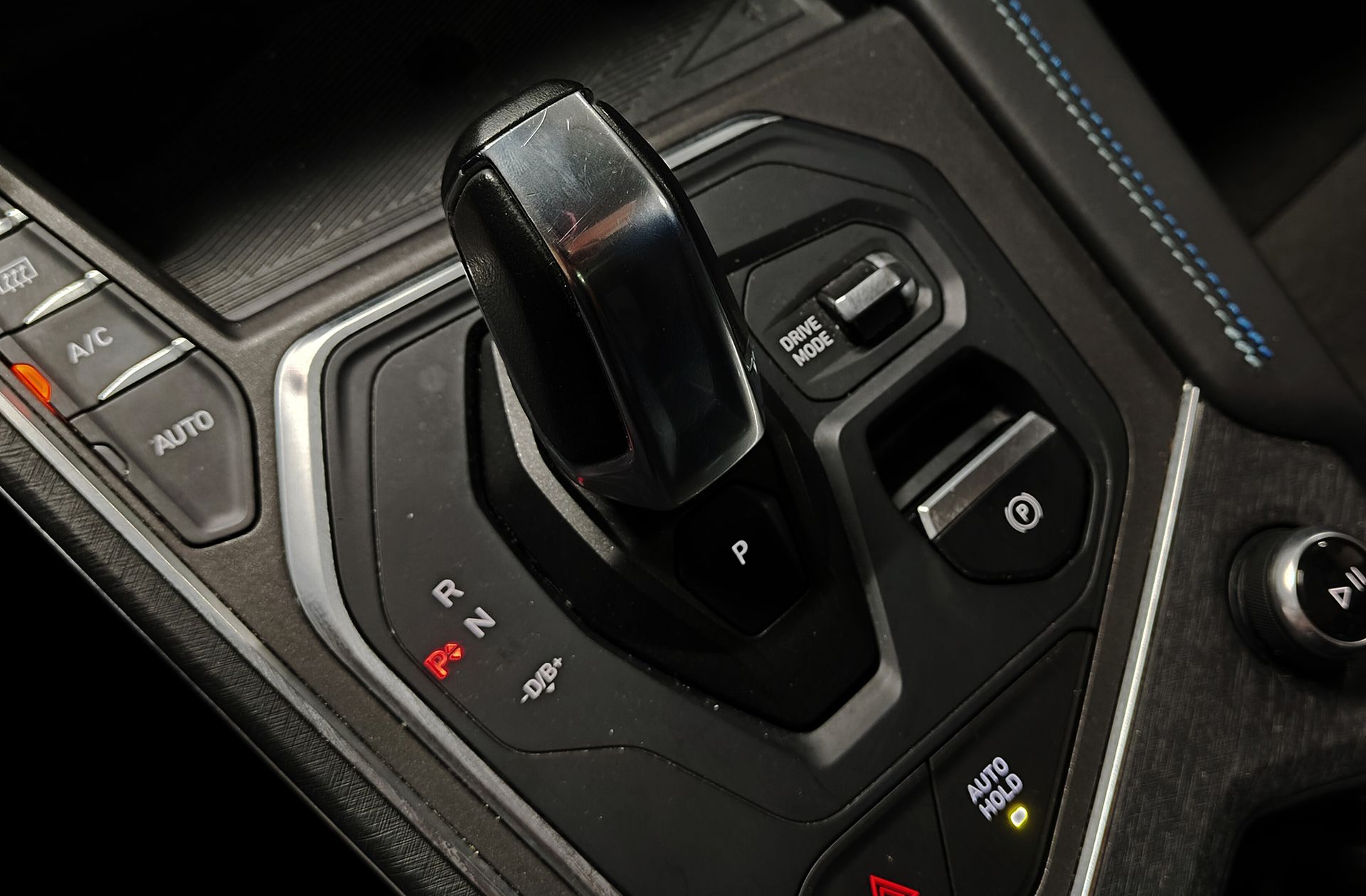 Lynk & Co 01 1.5 PHEV - foto 5