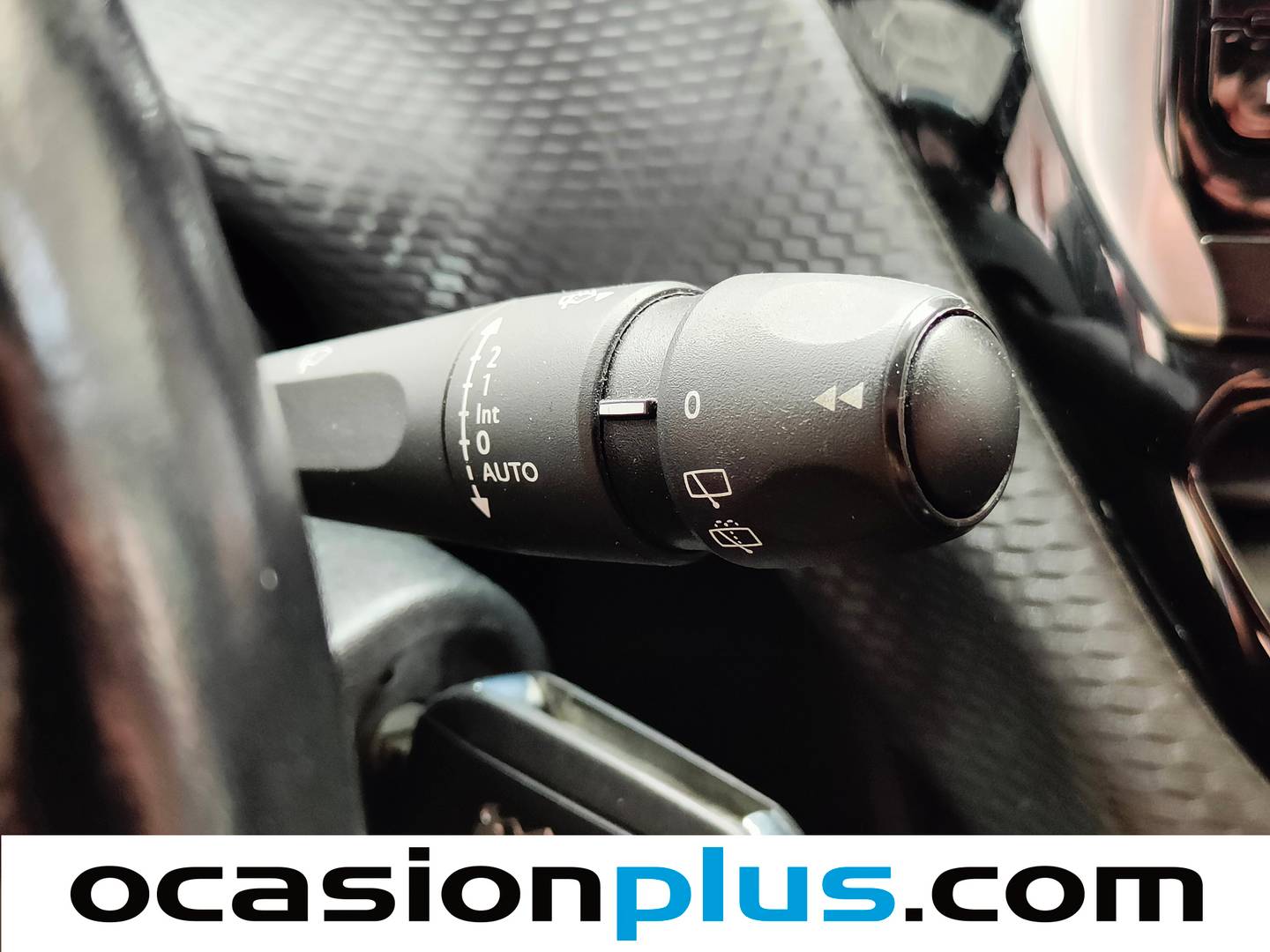 Accesorios del Peugeot 2008 Peugeot 2008 BlueHDi 120 S&S Allure (120 CV)