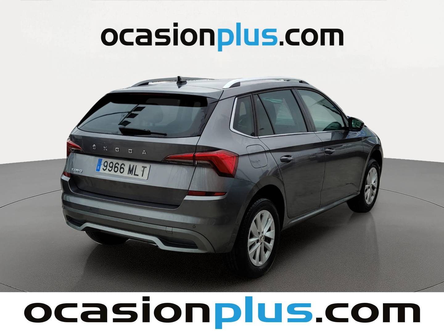 Foto trasera Skoda Kamiq Skoda Kamiq 1.5 TSI Ambition (150 CV) derecha